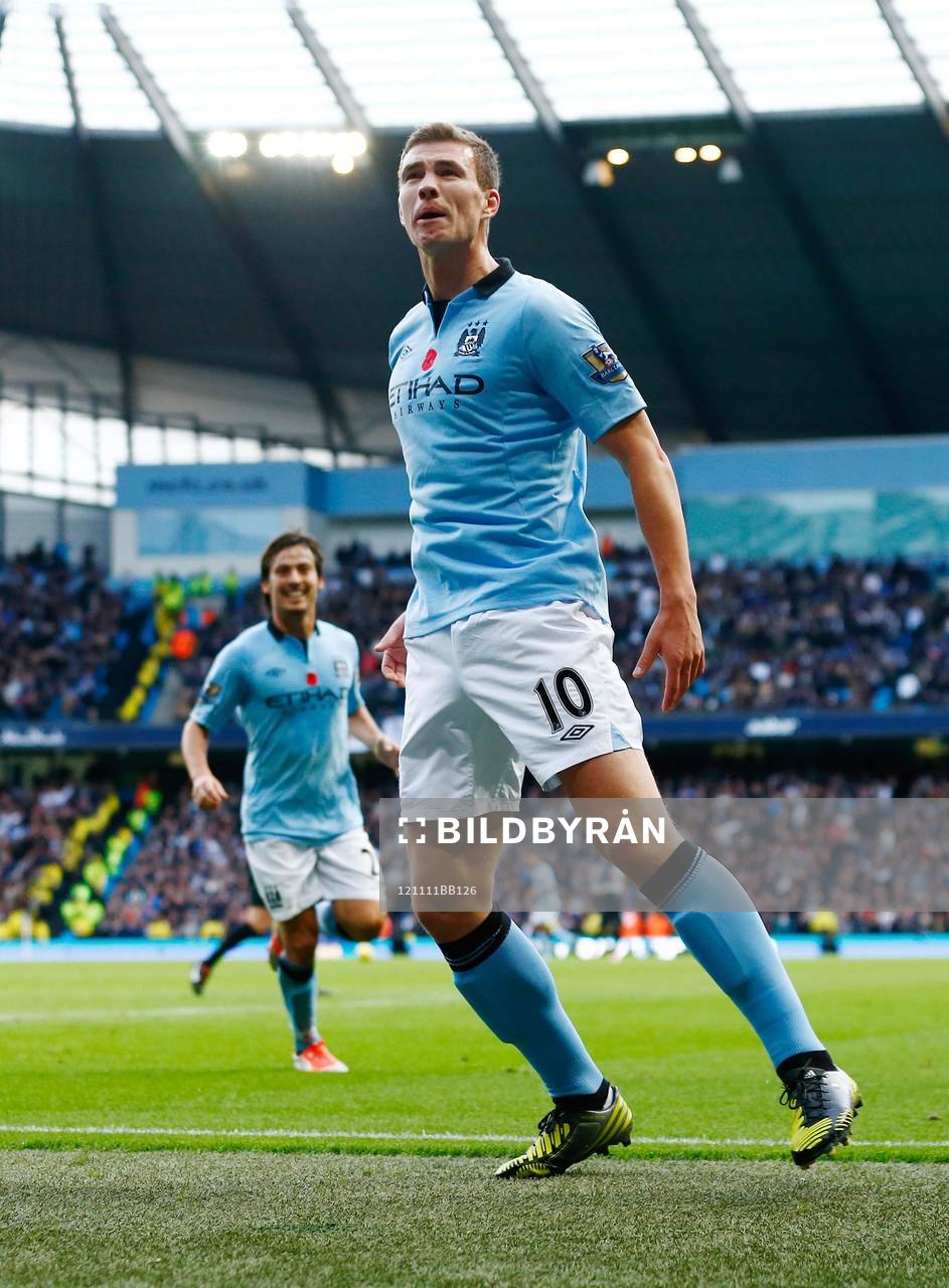 Football - Manchester City v Tottenham Hotspur - Barclays