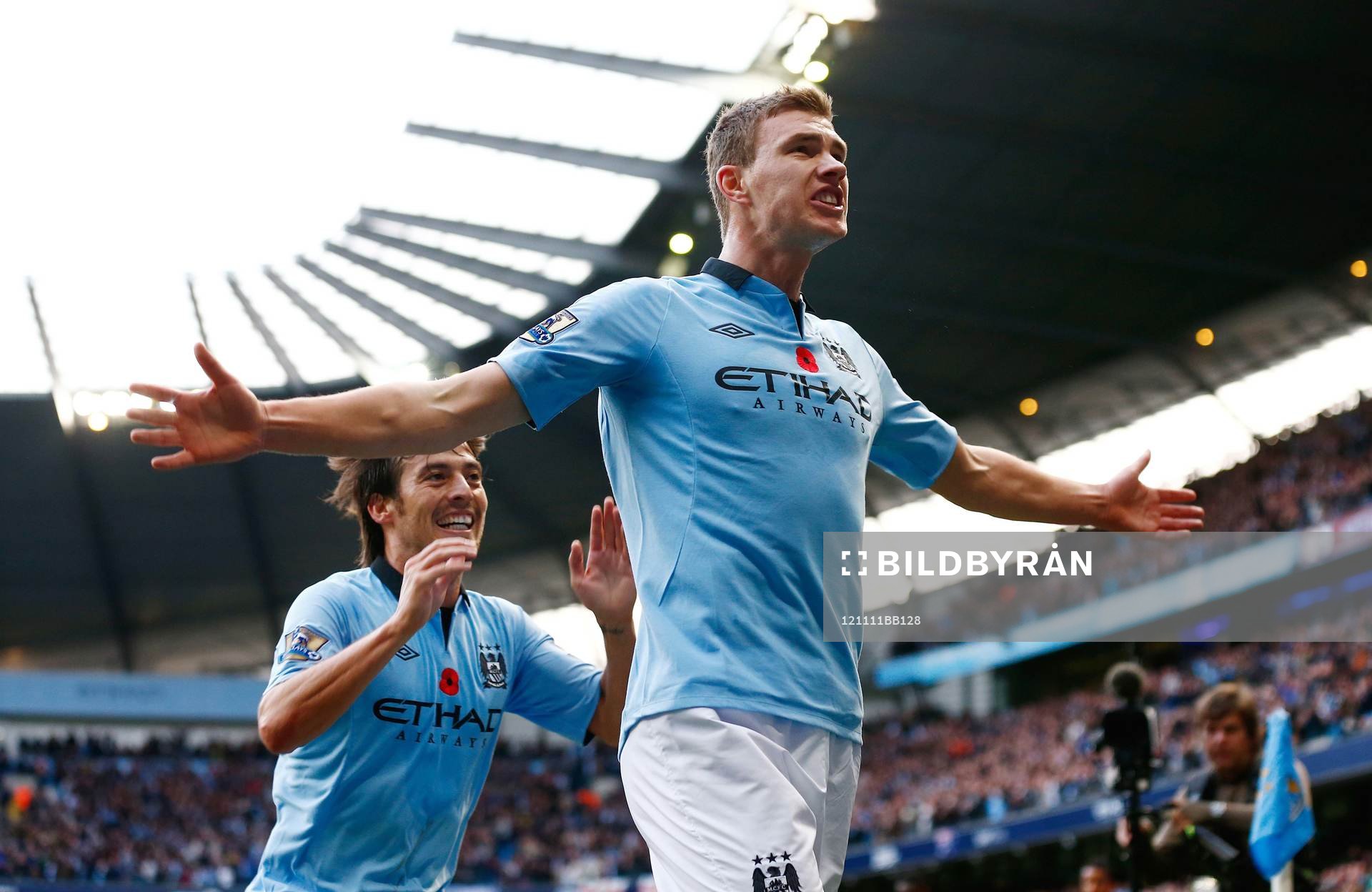 Football - Manchester City v Tottenham Hotspur - Barclays