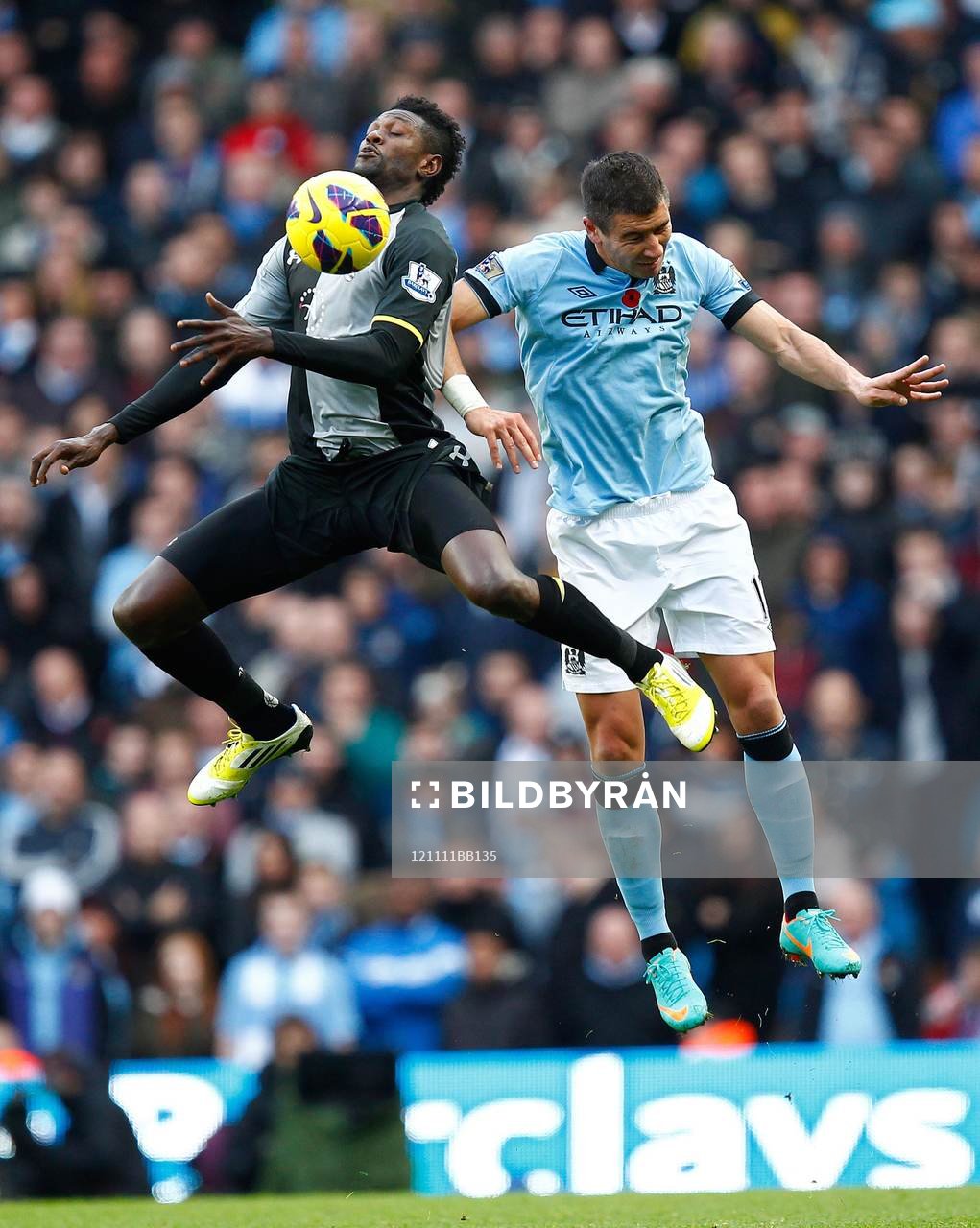 Football - Manchester City v Tottenham Hotspur - Barclays