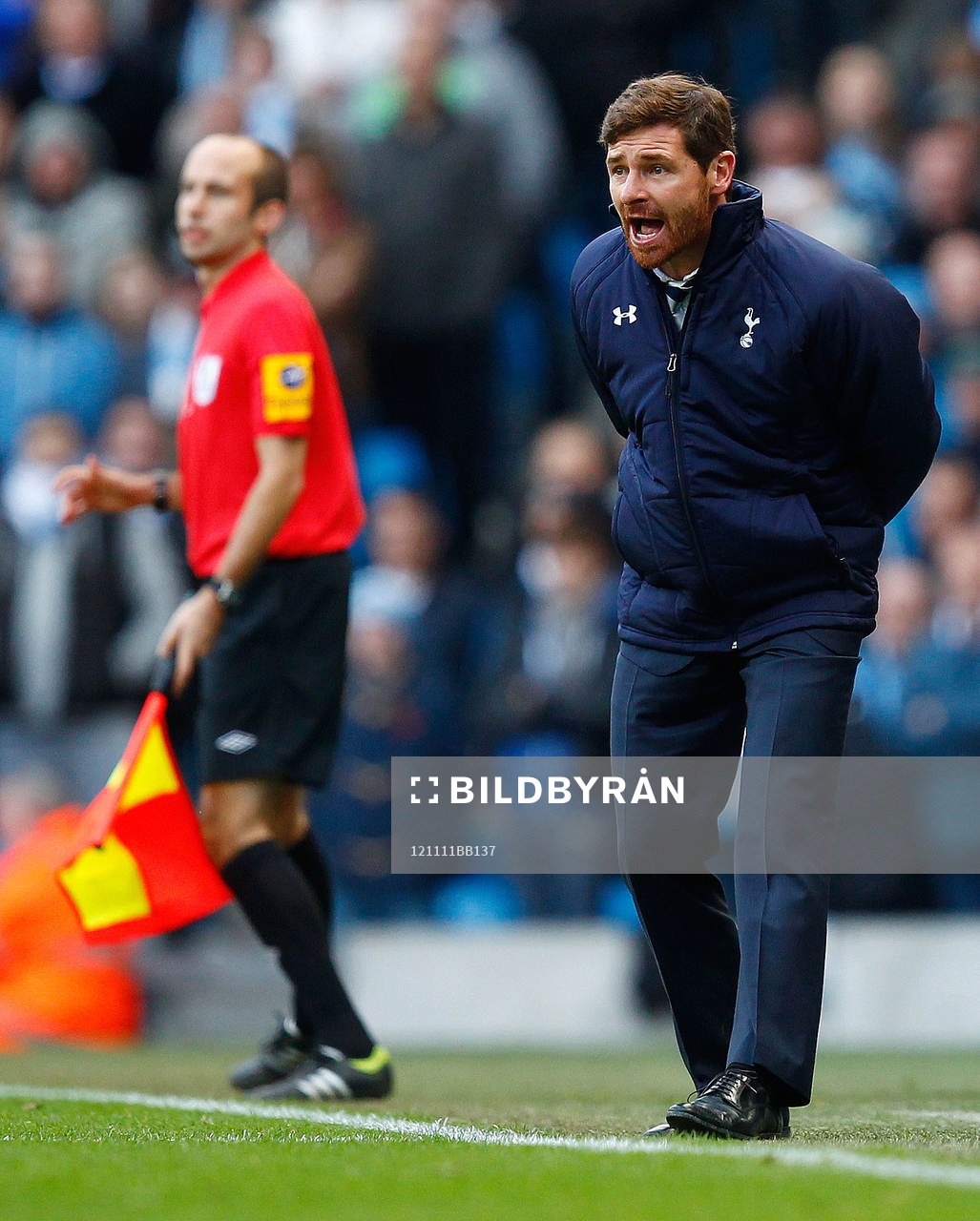 Football - Manchester City v Tottenham Hotspur - Barclays
