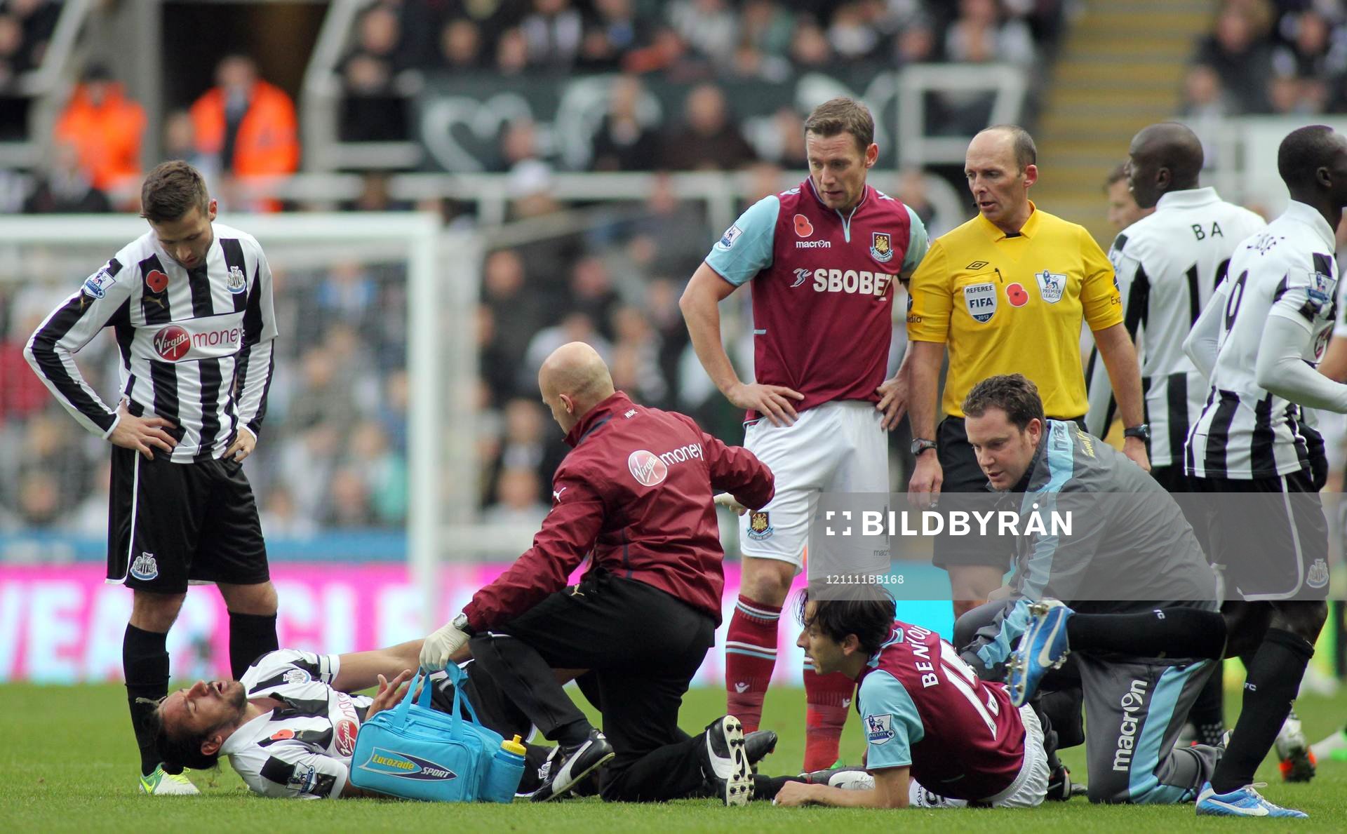 Football - Newcastle United v West Ham United - Barclays