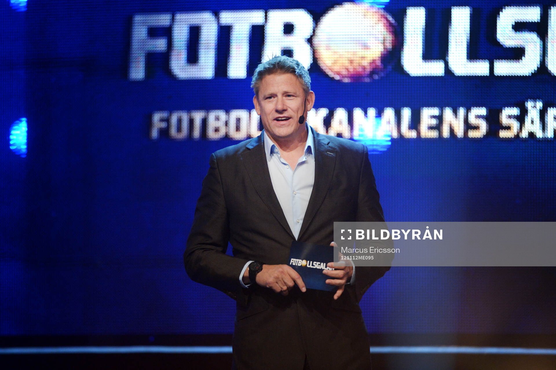 Peter Schmeichel delar ut fotbollskanalens specialpris till