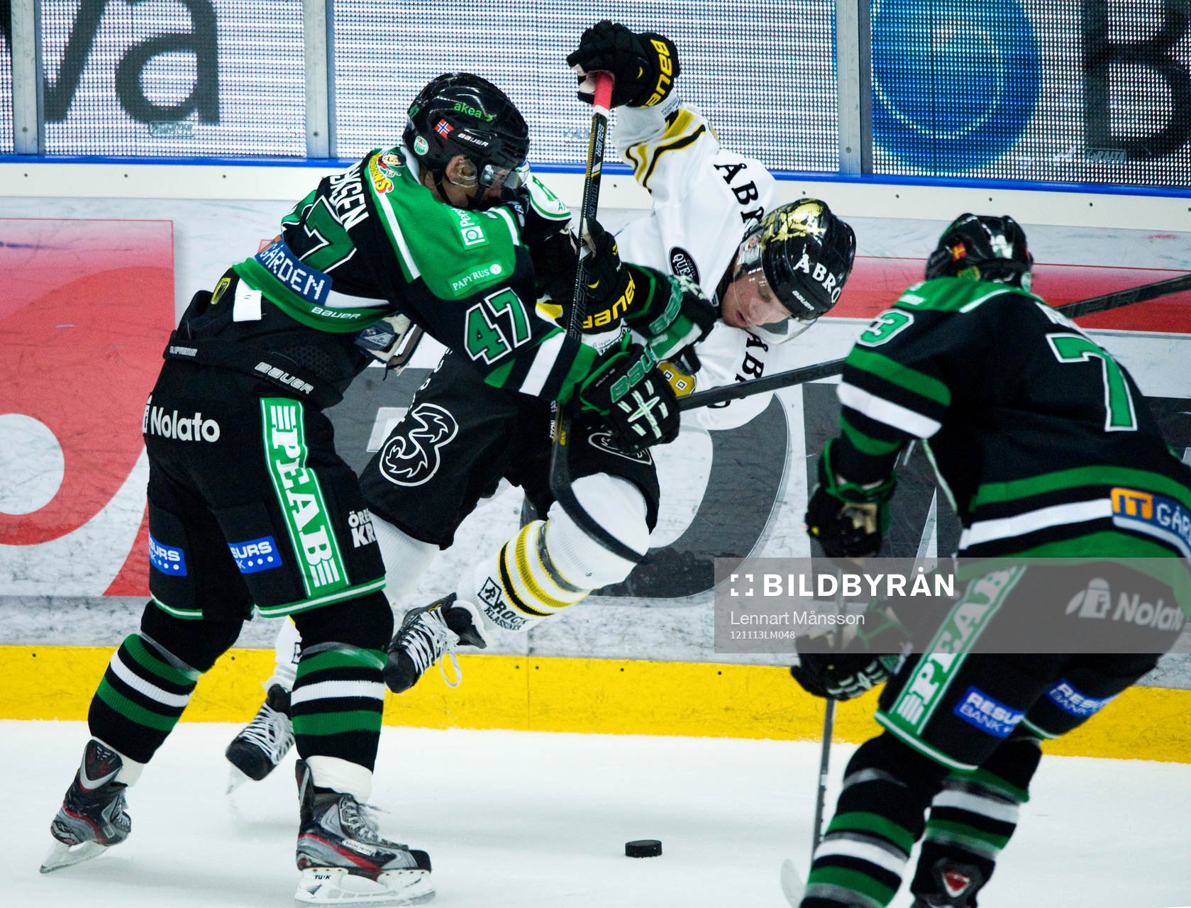 Alexander Bonsaksen, Rögle, trycker till en AIK-are