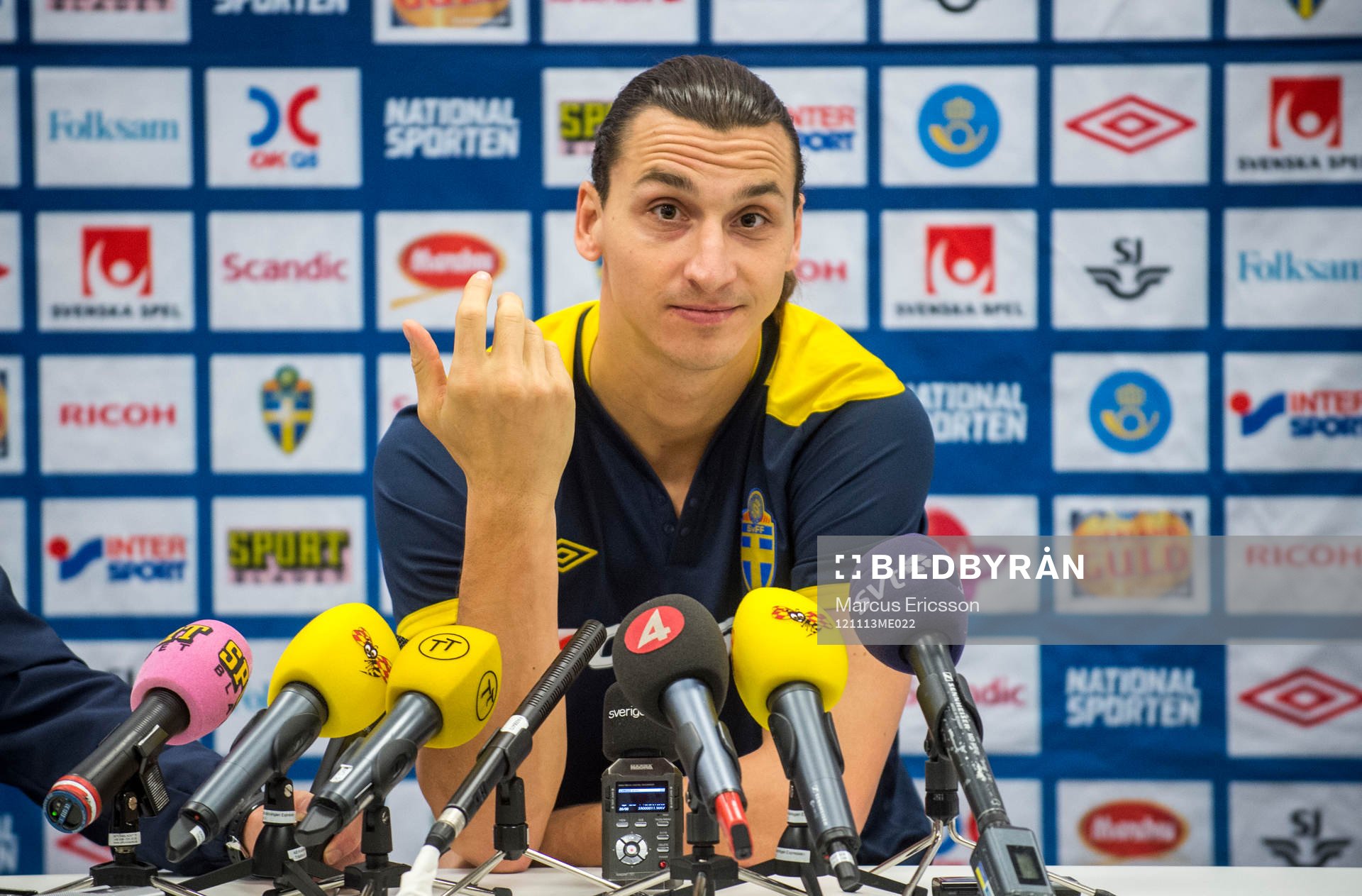 Presskonferens med Zlatan Ibrahimovic
