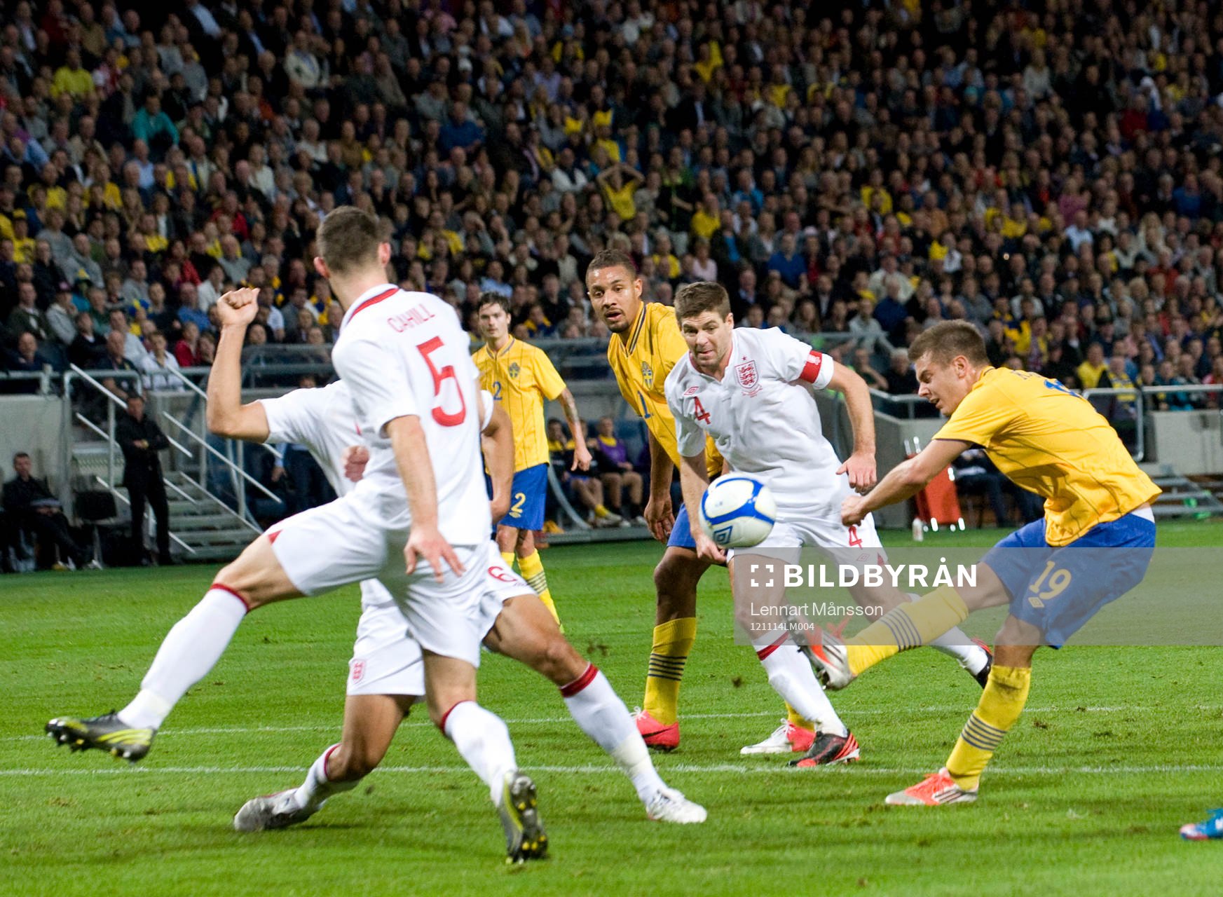 Alexander Kacaniklic, Sverige och Steven Gerrard, England