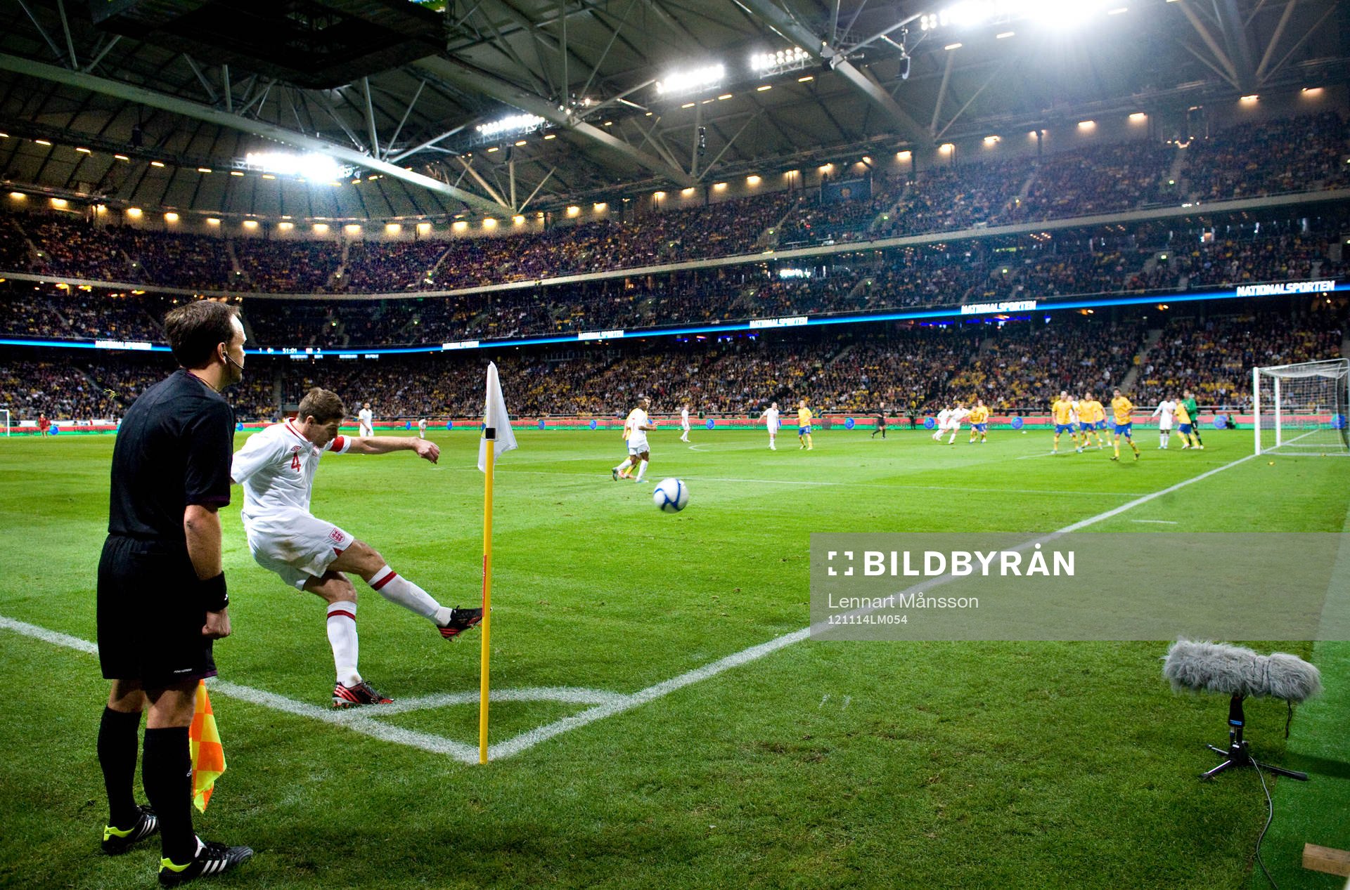 Steven Gerrard, England, hörna, Friends arena