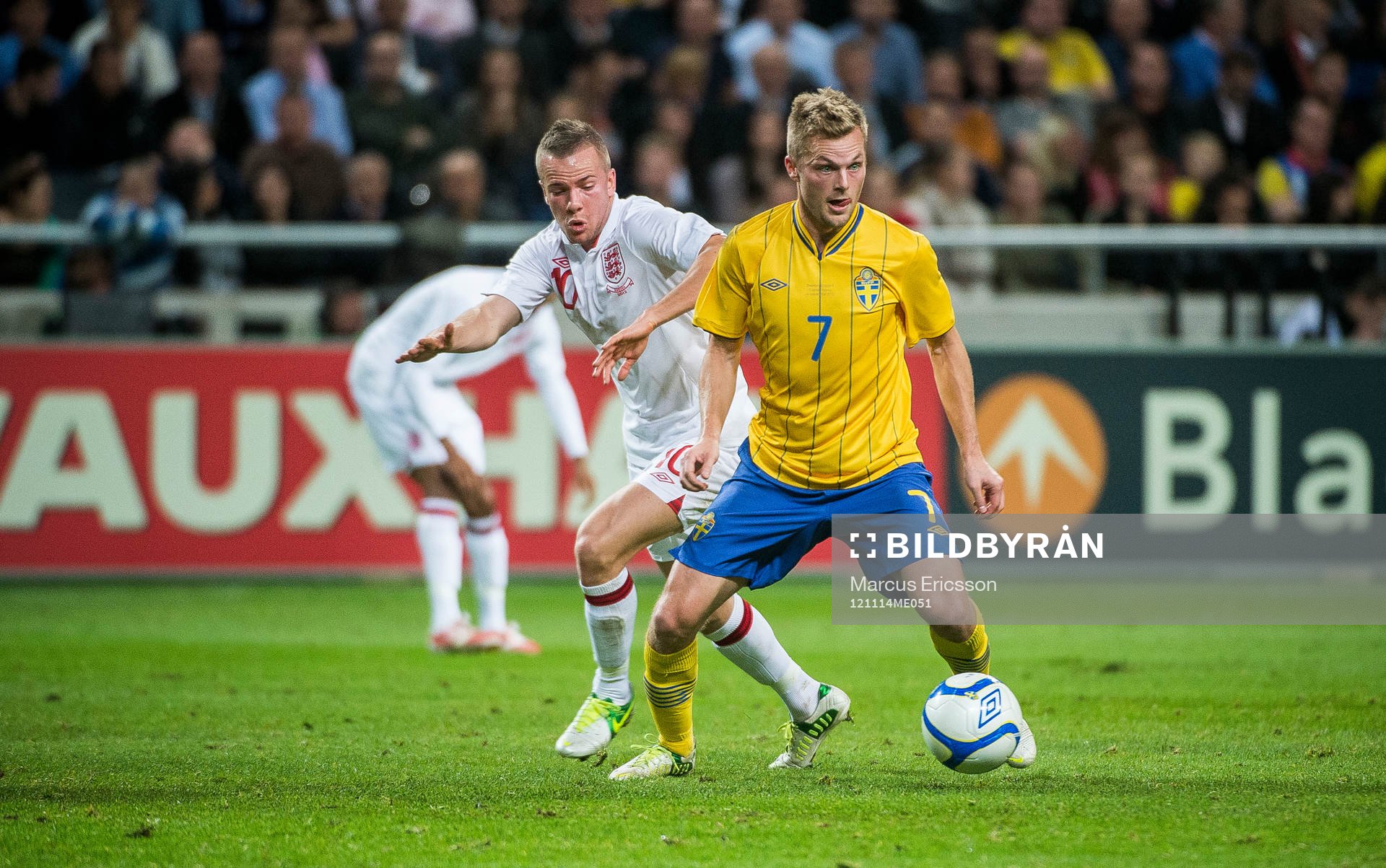 Sebastian Larsson, Sverige och Tom Cleverley, England