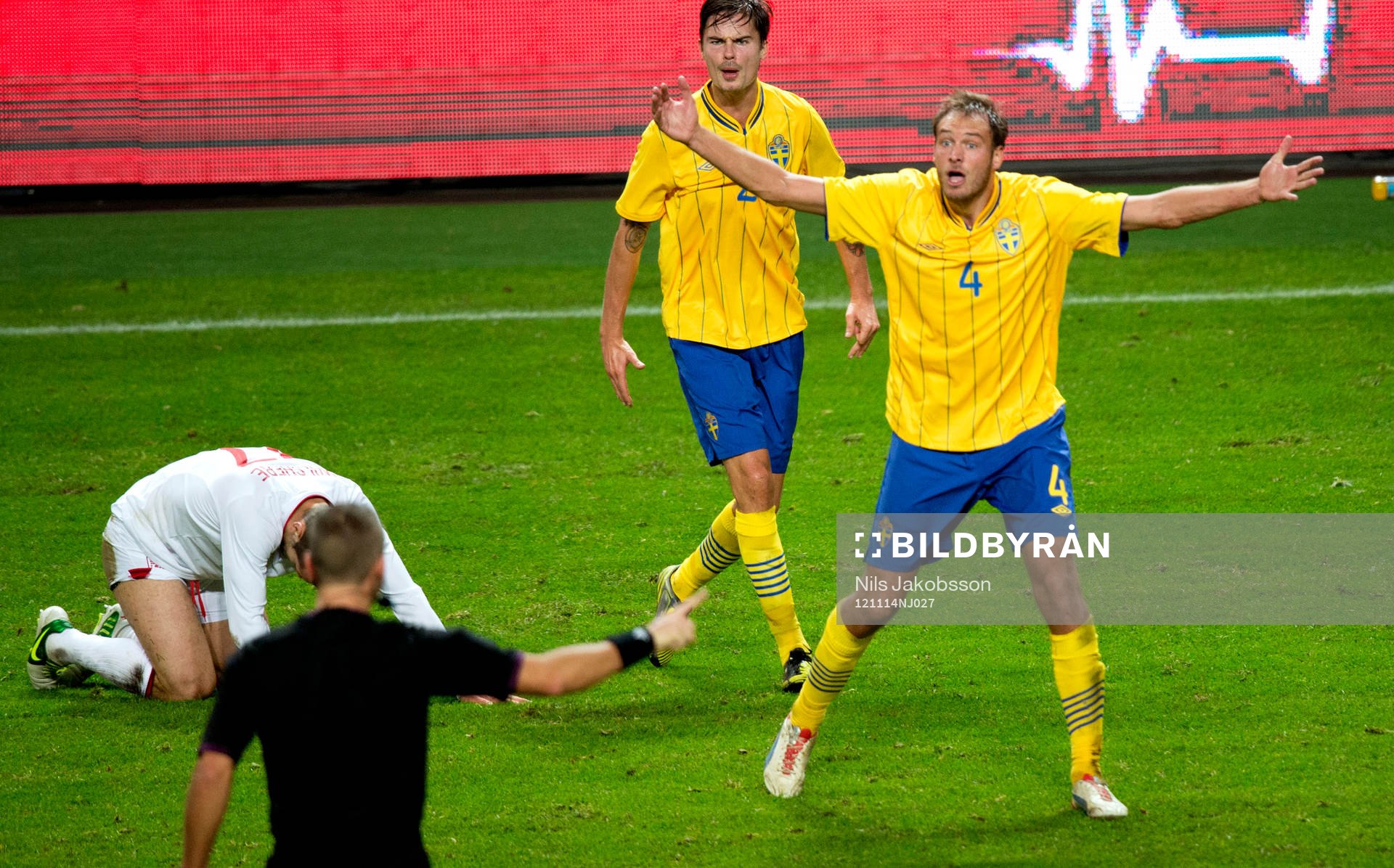 Mikael Lustig, Andreas Granqvist, Sverige är arga på