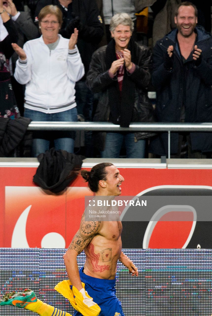 Zlatan Ibrahimovic, Sverige jublar och på läktaren