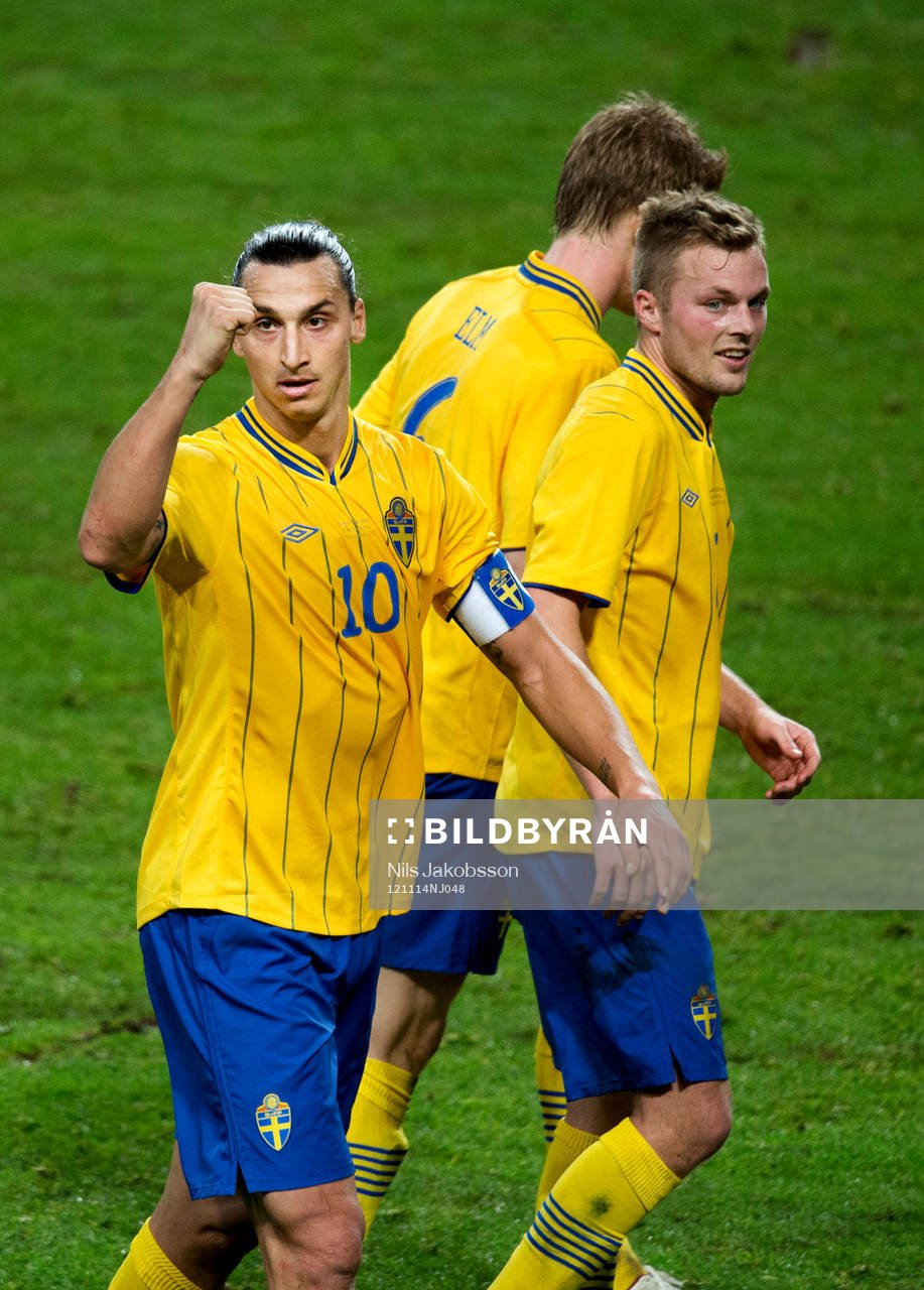 Zlatan Ibrahimovic, Sverige knyter näven