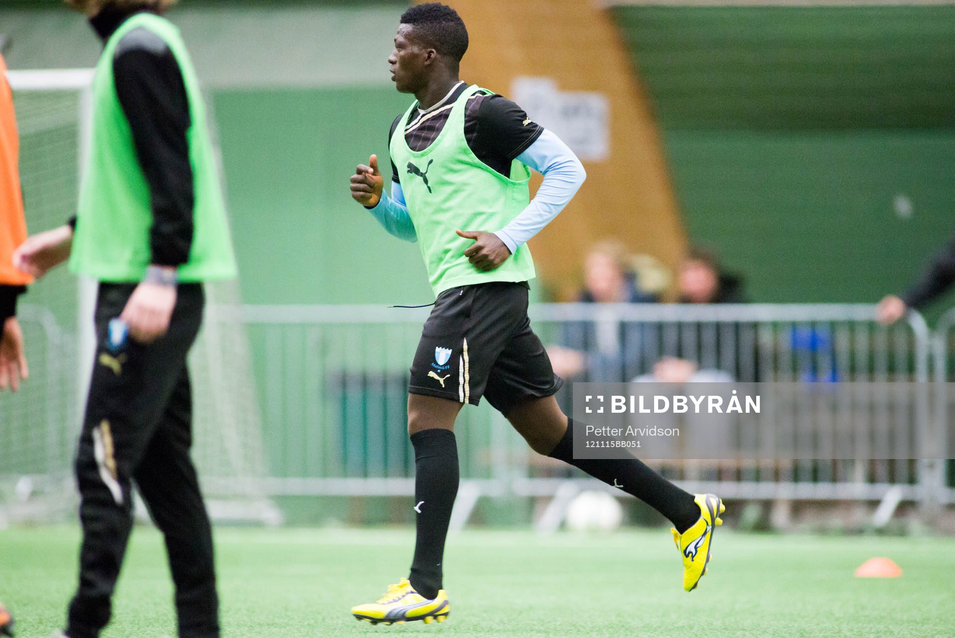 Benjamin Fadi, 17år, Ghana, provspelar för Malmö FF
