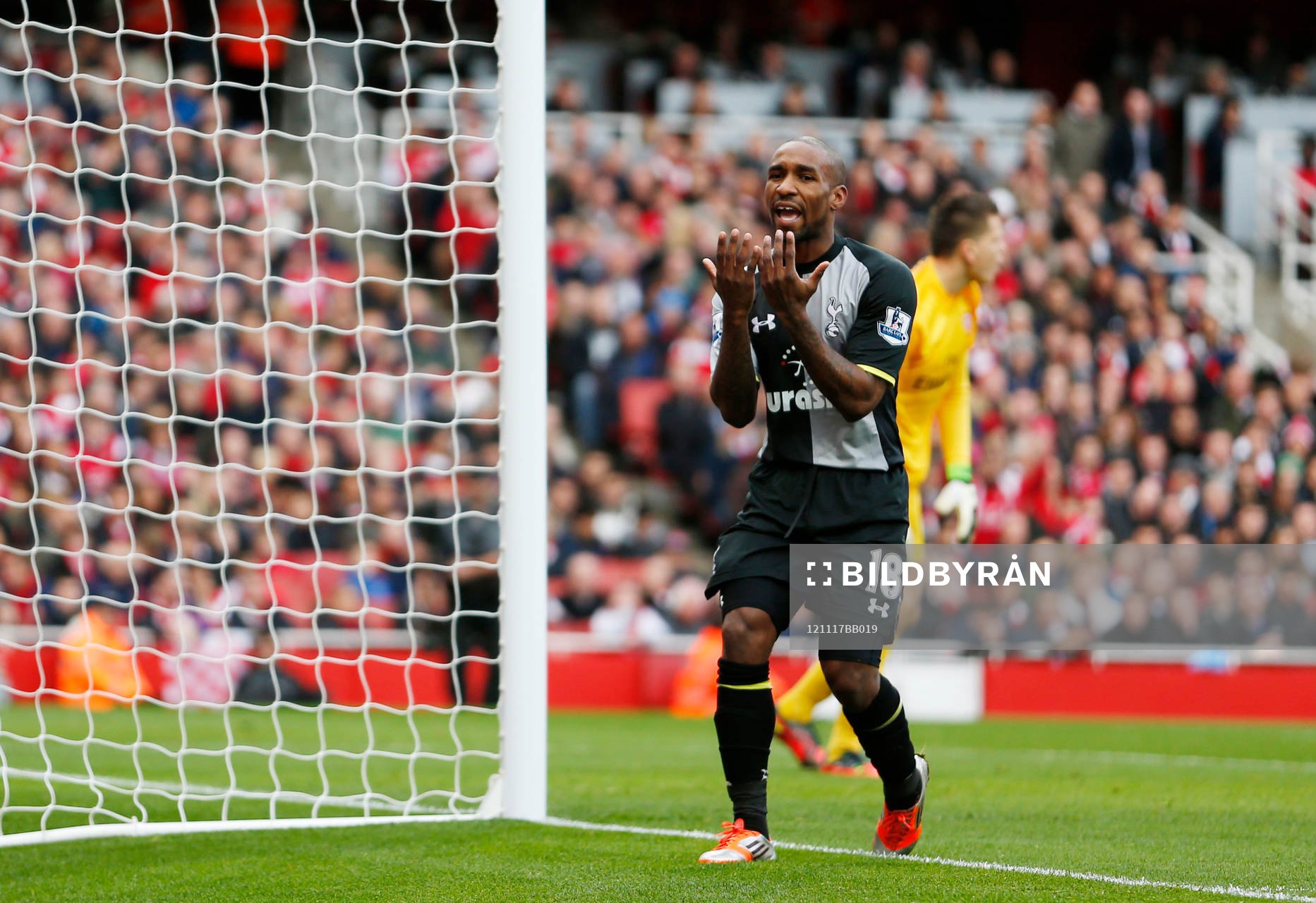 Football - Arsenal v Tottenham Hotspur - Barclays Premier
