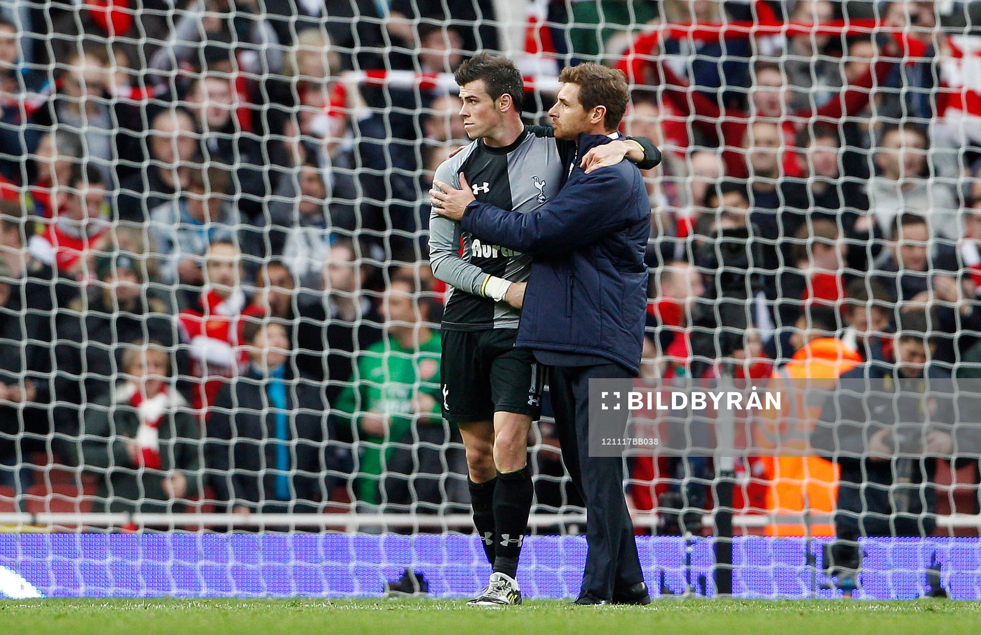 Football - Arsenal v Tottenham Hotspur - Barclays Premier