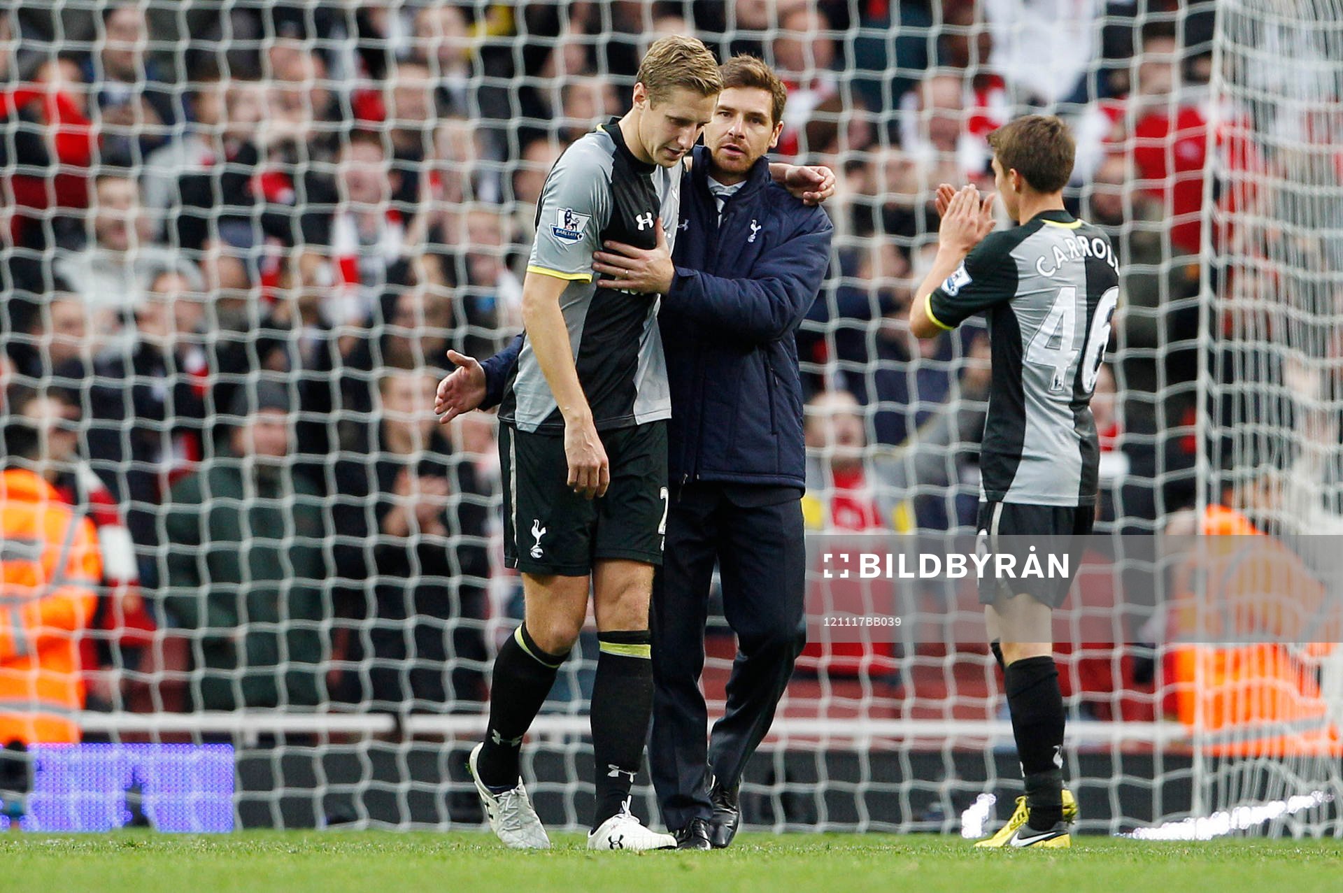 Football - Arsenal v Tottenham Hotspur - Barclays Premier