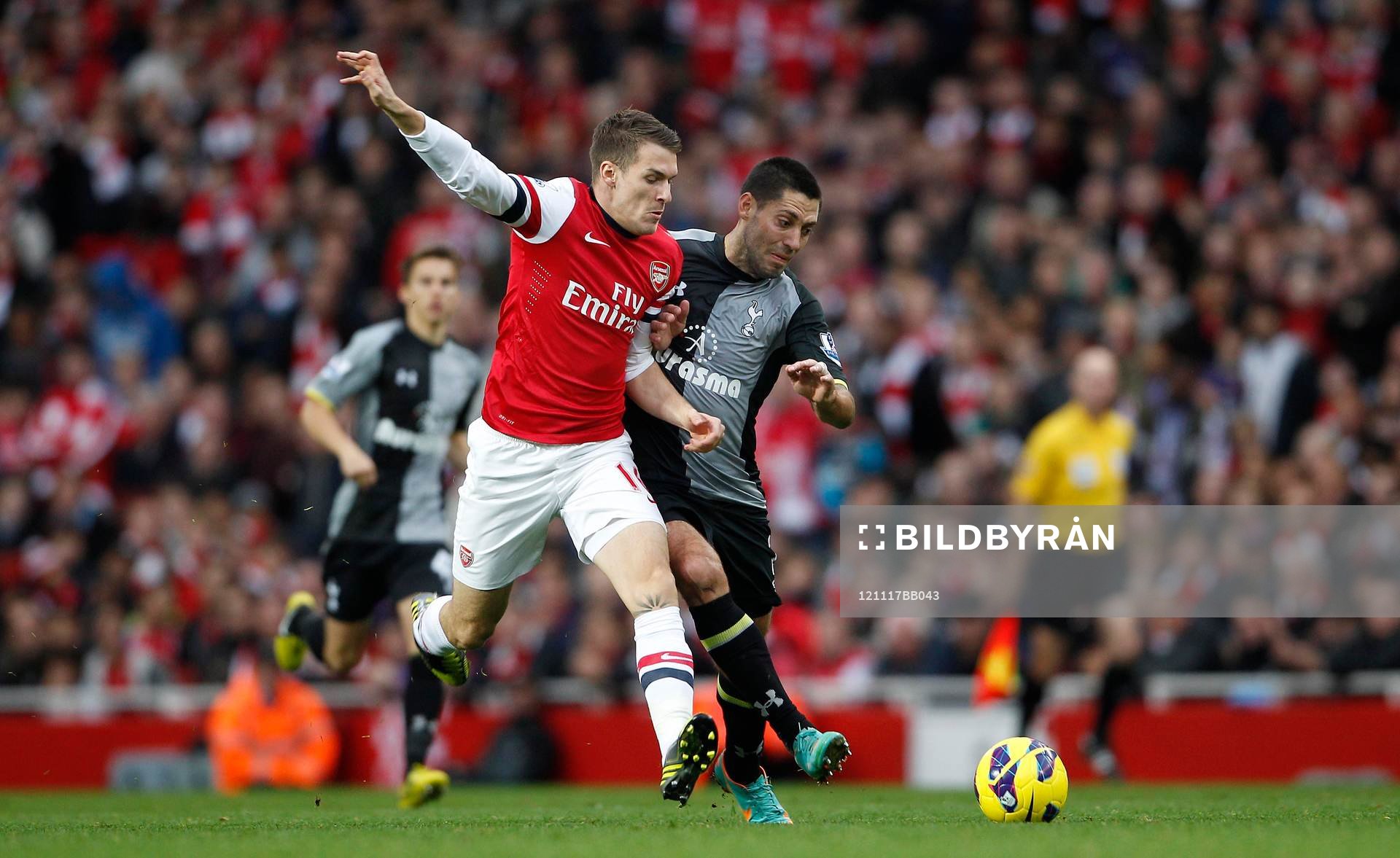 Football - Arsenal v Tottenham Hotspur - Barclays Premier
