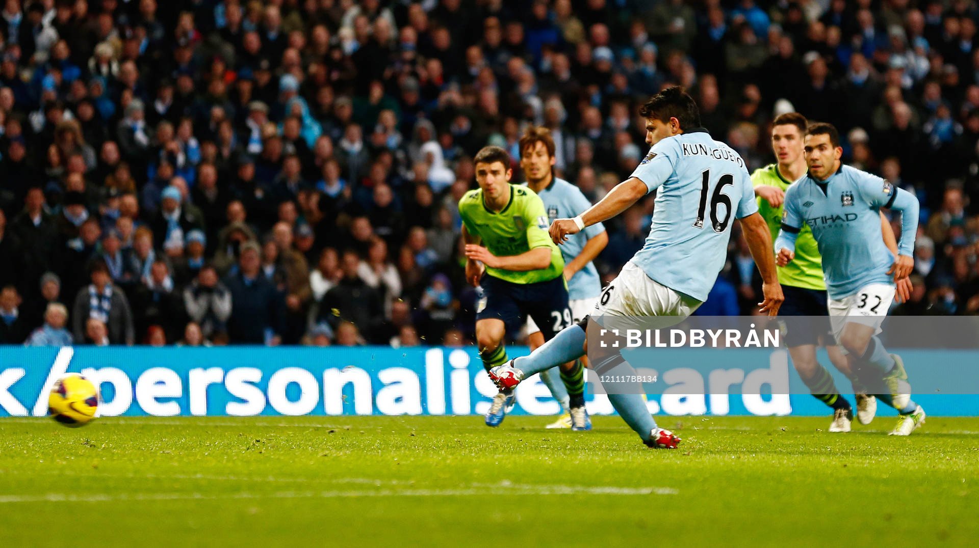 Football - Manchester City v Aston Villa - Barclays Premier