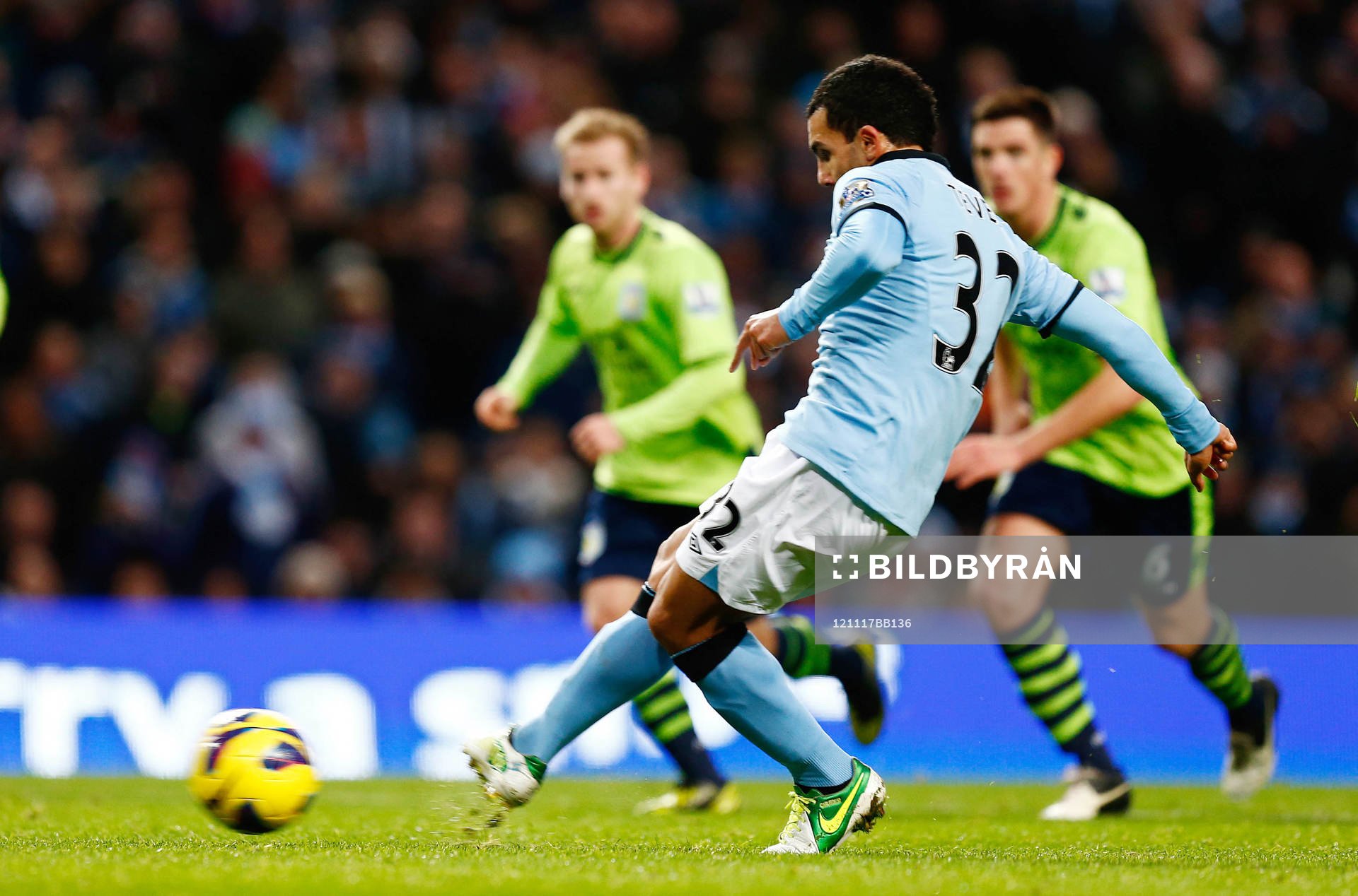 Football - Manchester City v Aston Villa - Barclays Premier