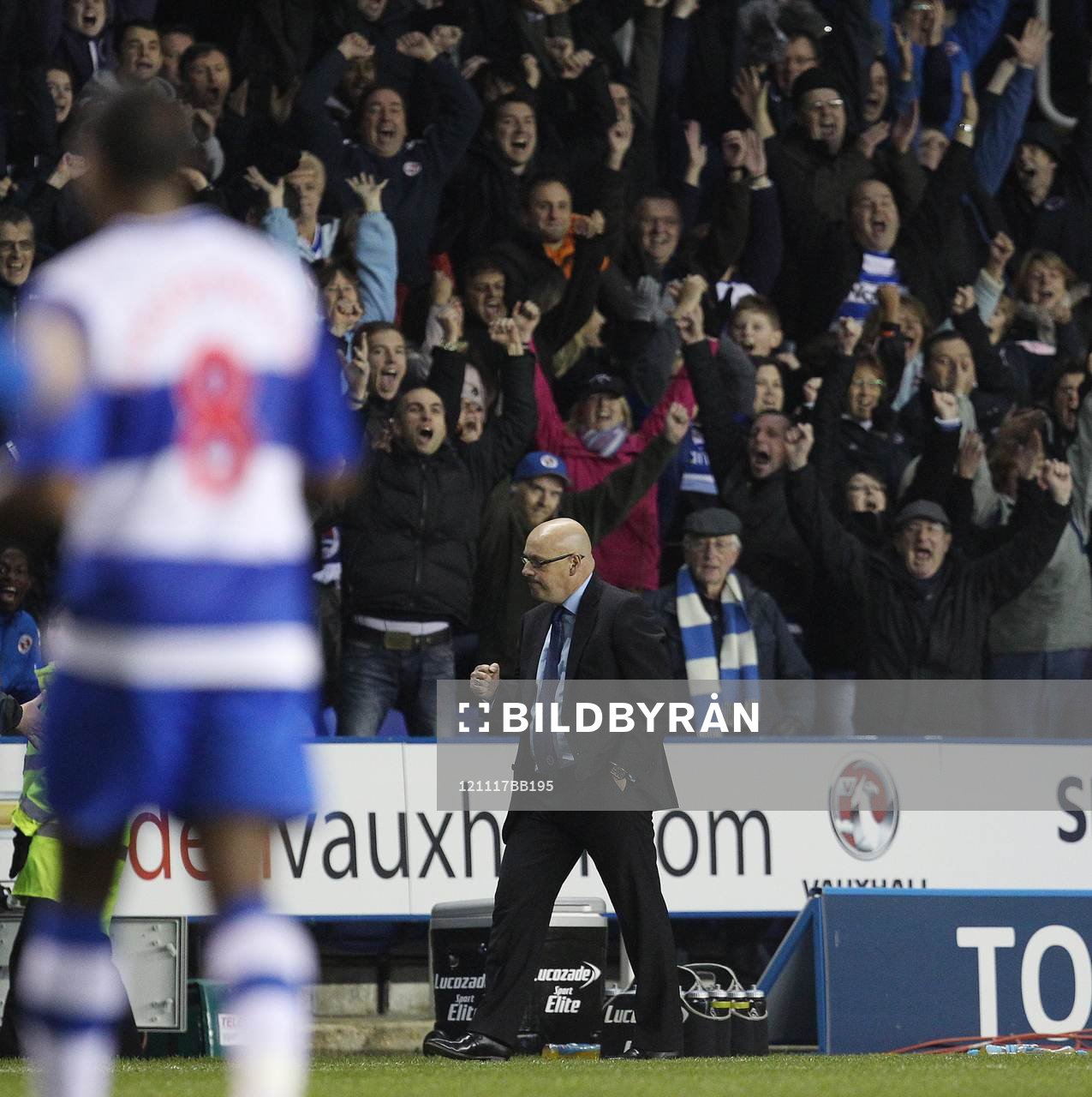 Football - Reading v Everton - Barclays Premier League  -