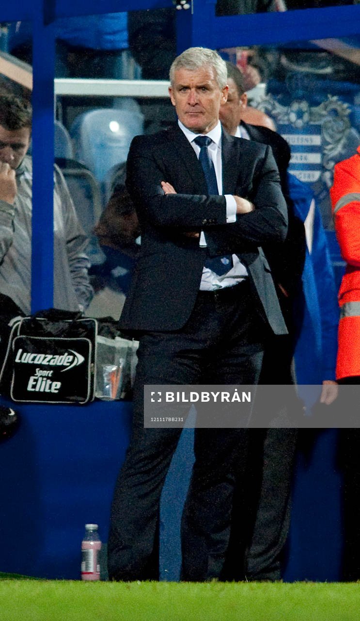 Football - Queens Park Rangers v Southampton - Barclays