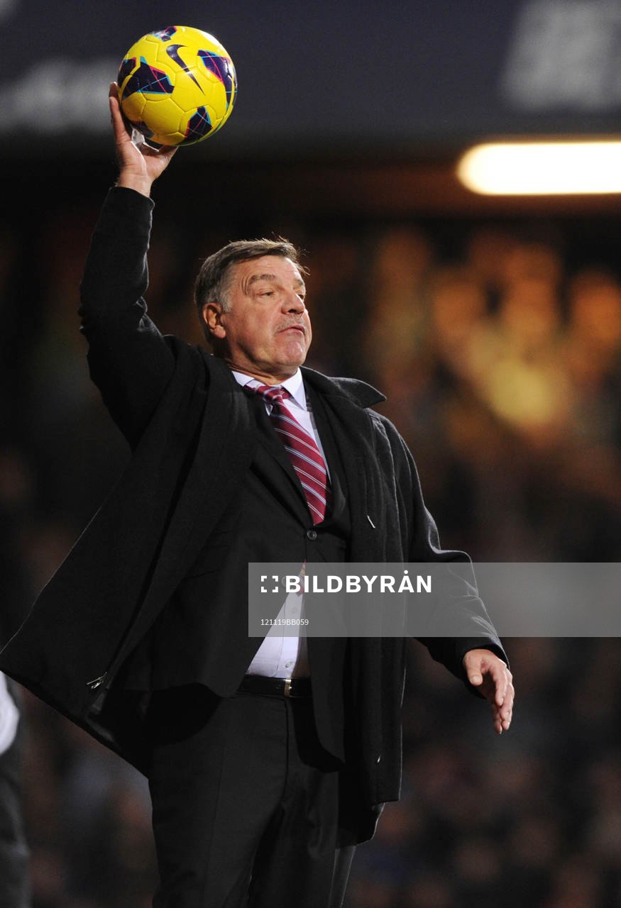 Football - West Ham United v Stoke City - Barclays Premier