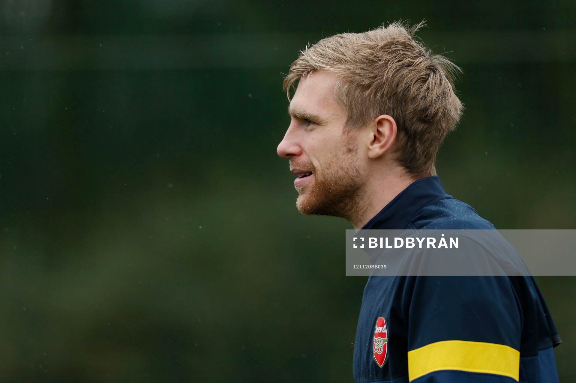 Football - Arsenal Training  - Arsenal Training Ground -
