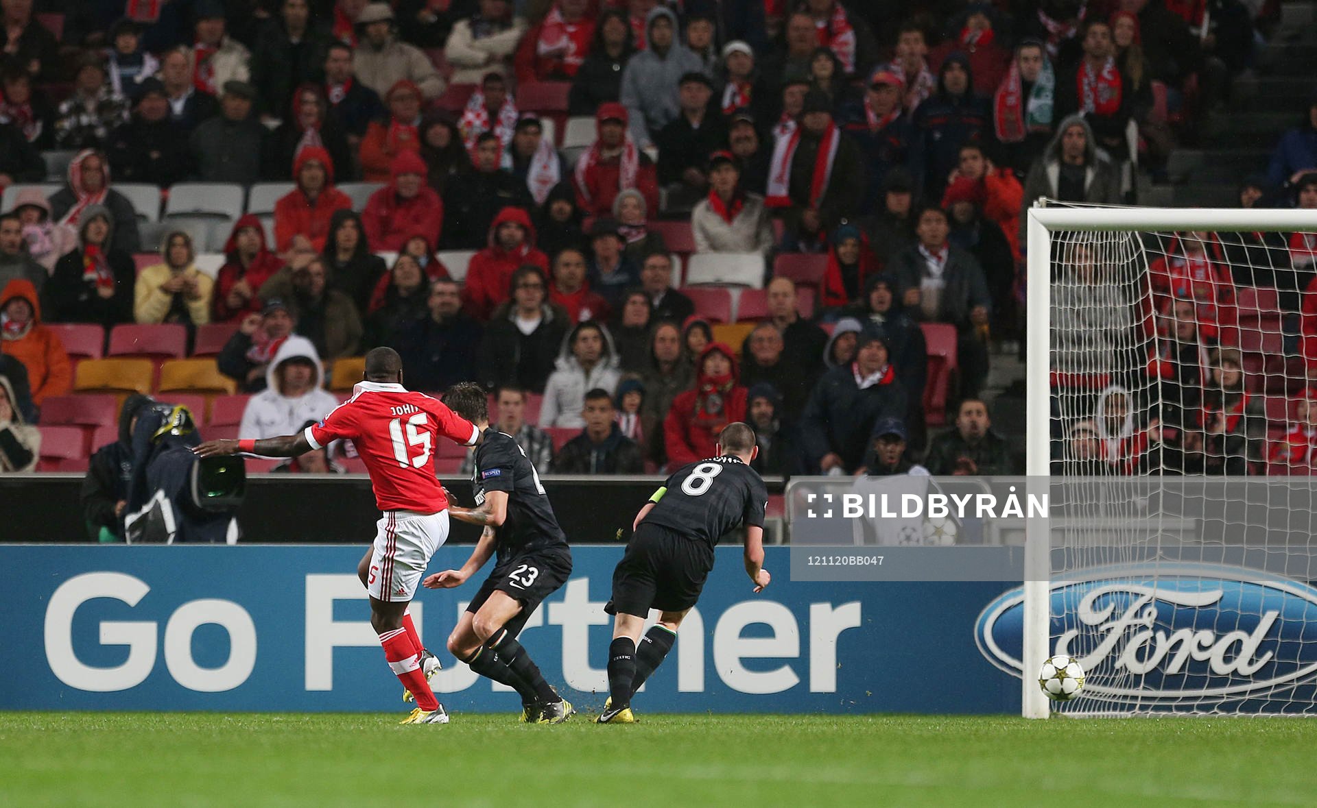 Football - SL Benfica v Celtic - UEFA Champions League
