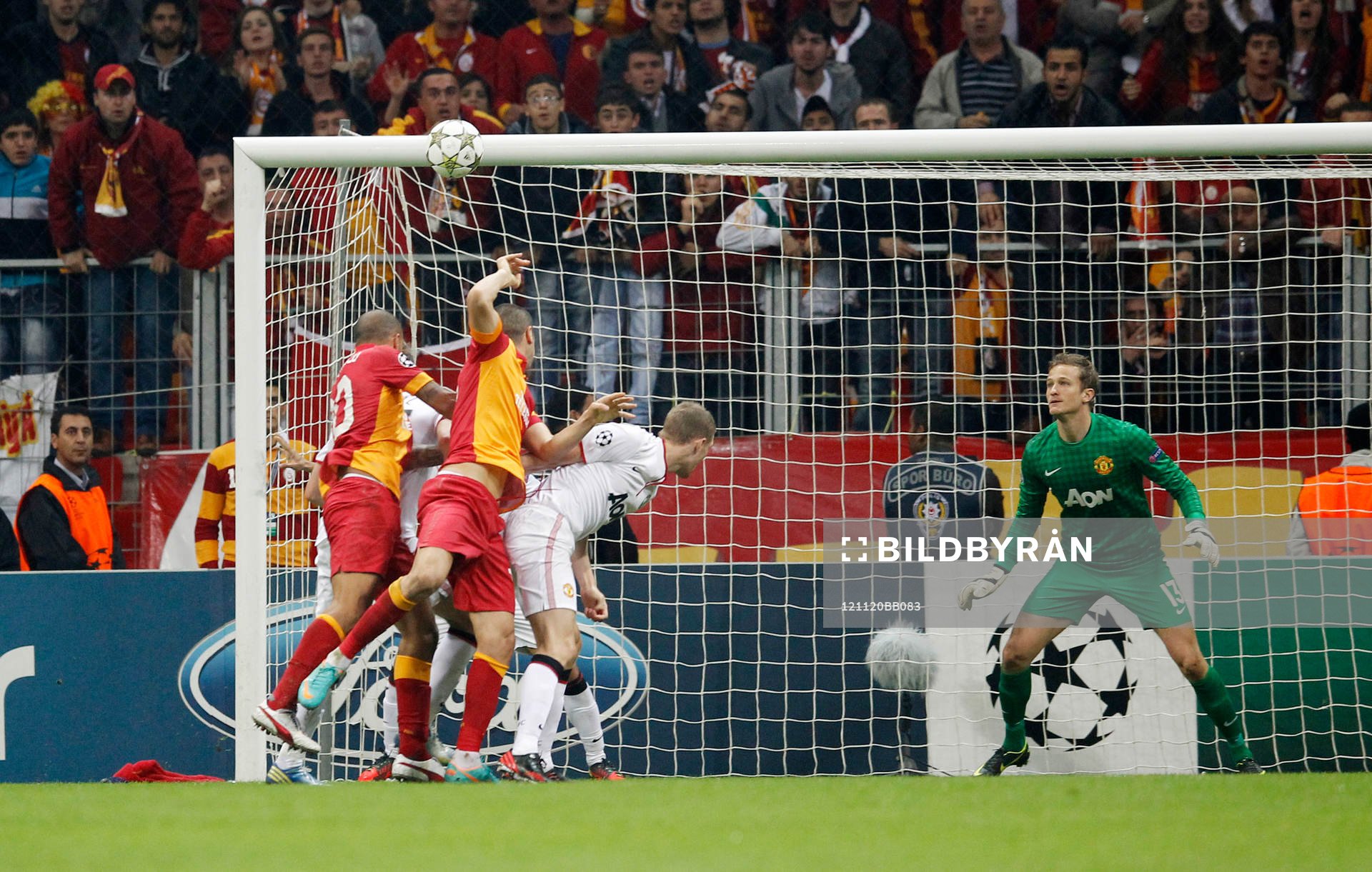 Football - Galatasaray v Manchester United - UEFA Champions