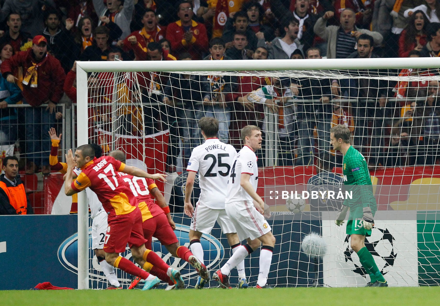 Football - Galatasaray v Manchester United - UEFA Champions