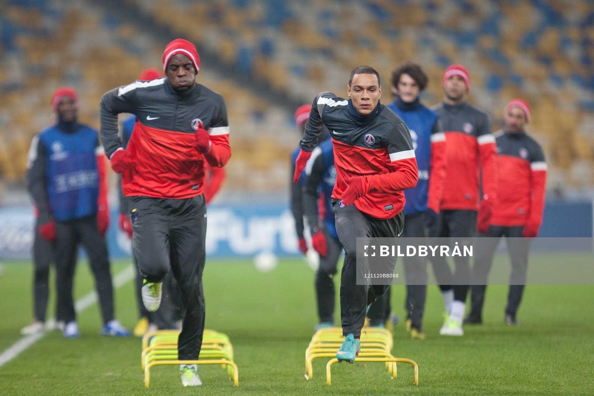 Mohamed SISSOKO / Gregory VAN DER WIEL - 20.11.2012 -