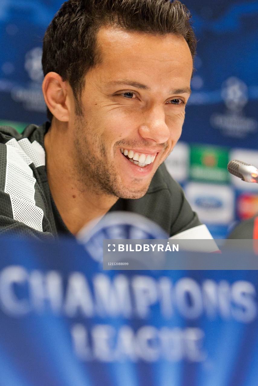 NENE - 20.11.2012 - Conference de presse du PSG a Kiev