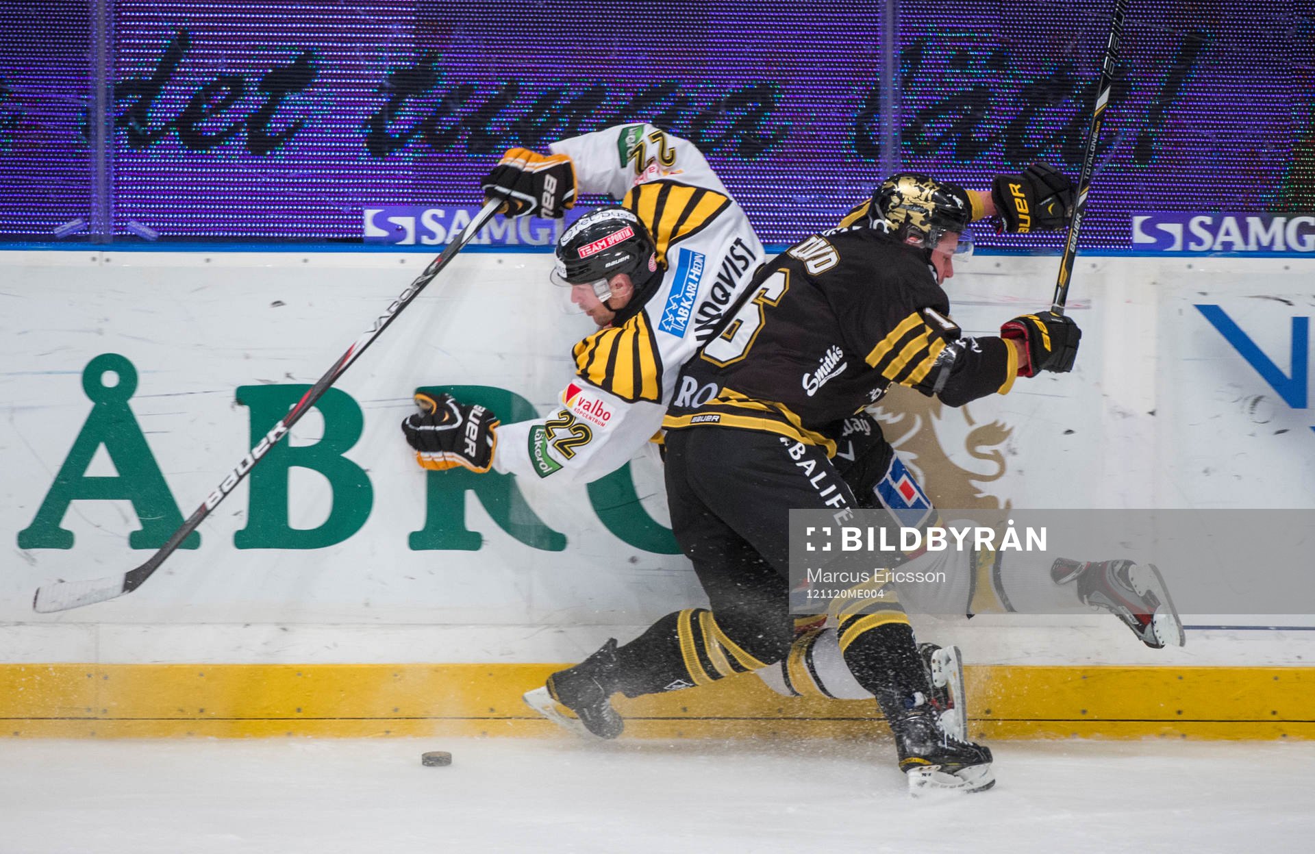 tobias Viklund, AIK trycker upp Jörgen Sundqvist, Brynäs