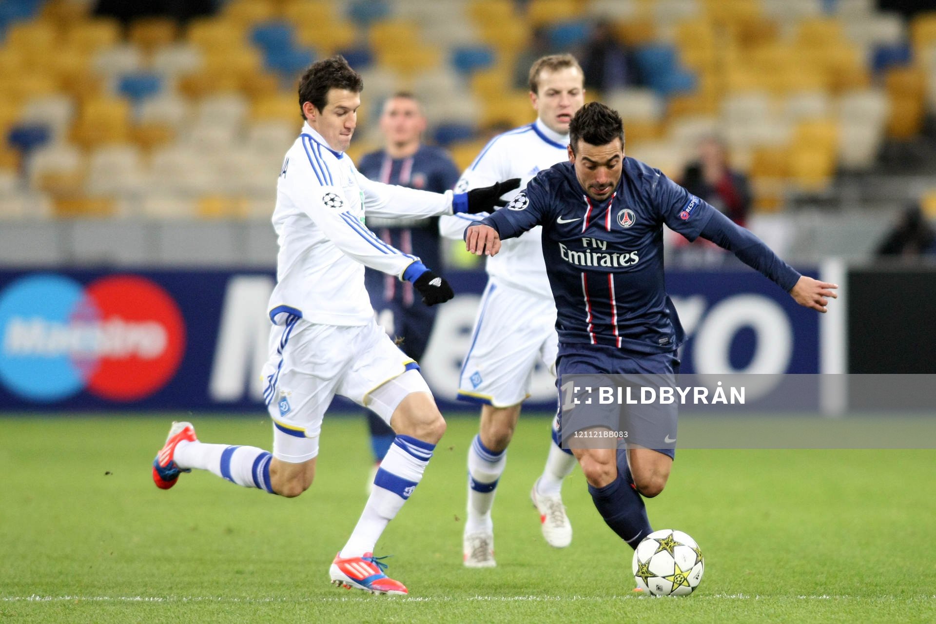 DANILO SILVA / EZEQUIEL LAVEZZI - 21.11.2012 - Dinamo Kiev
