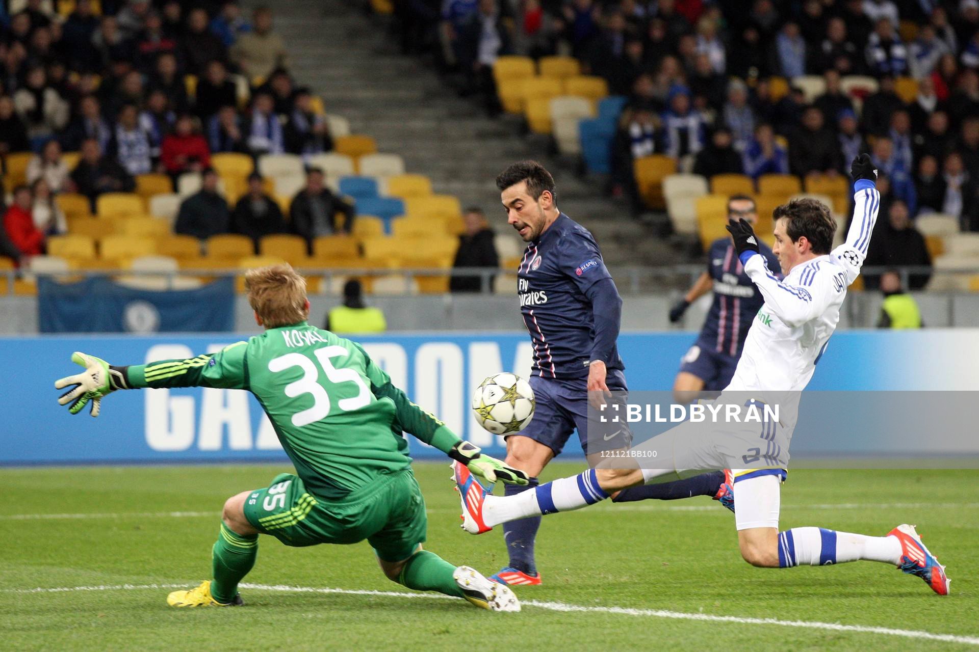 But EZEQUIEL LAVEZZI - 21.11.2012 - Dinamo Kiev / Paris