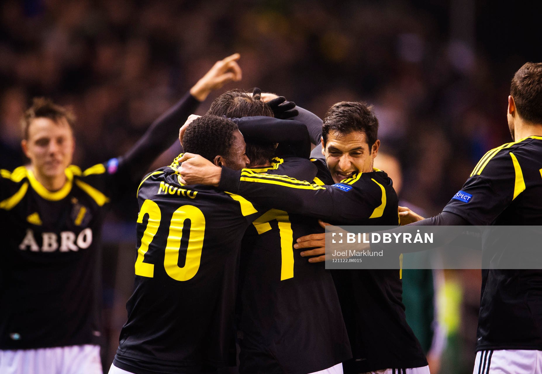 Fotboll, Europa League, AIK - Napoli: Jubel i AIK efter att Helgi Danielsson gjort 1-1.