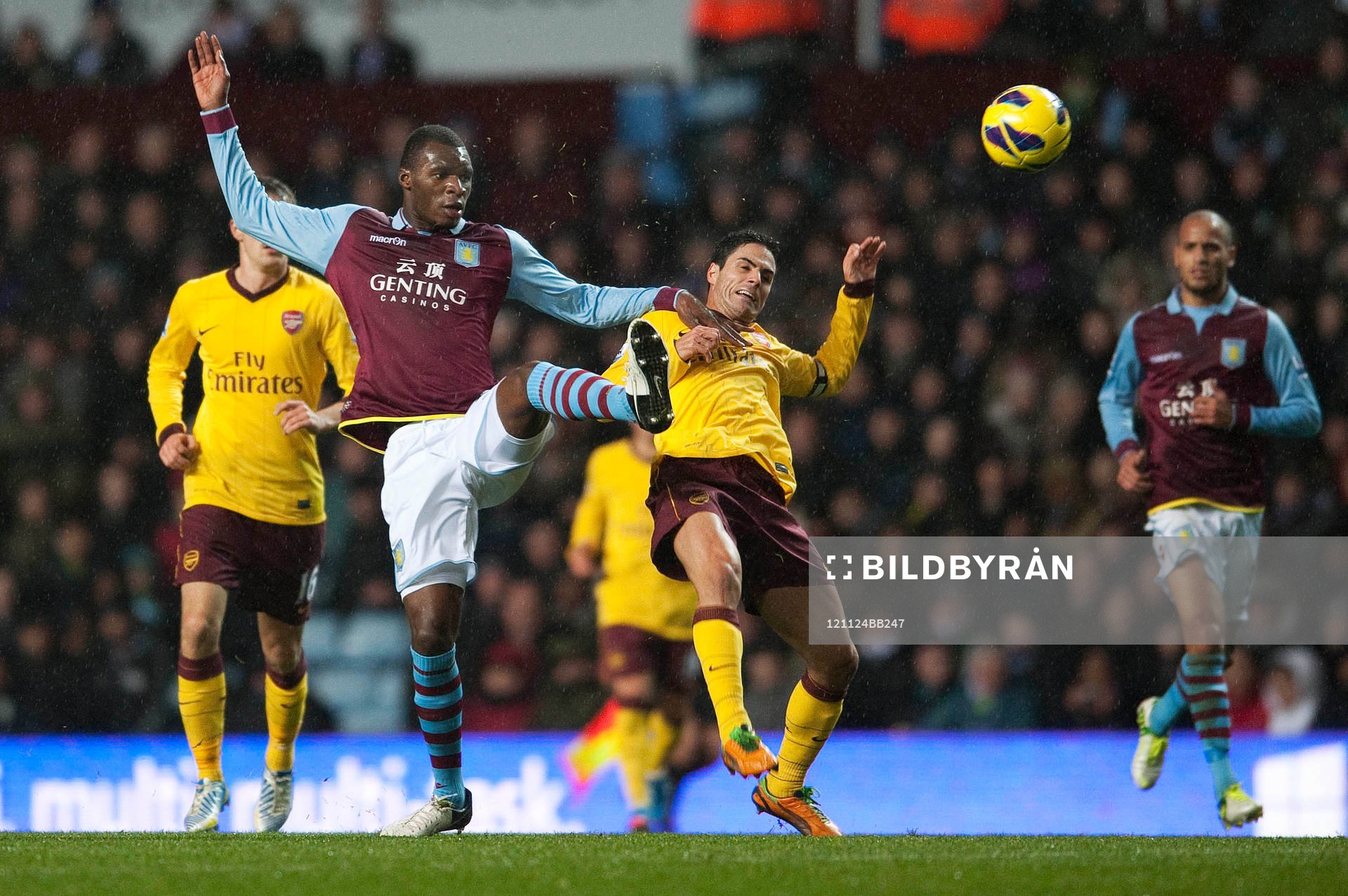 Football - Aston Villa v Arsenal - Barclays Premier League