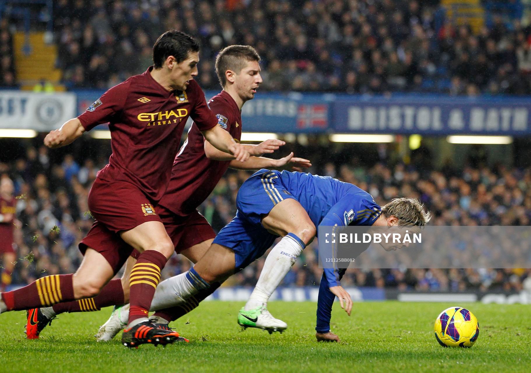 Football - Chelsea v Manchester City - Barclays Premier