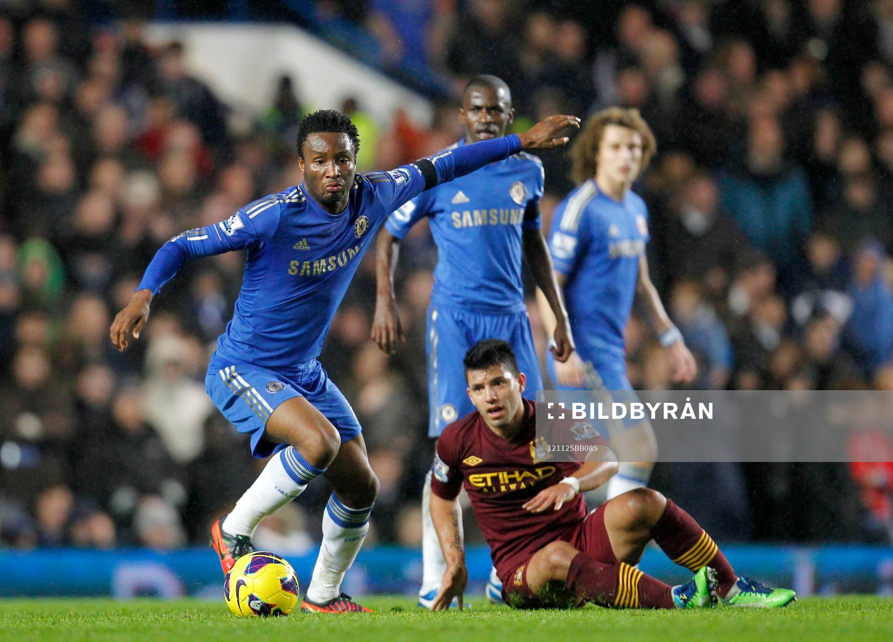 Football - Chelsea v Manchester City - Barclays Premier