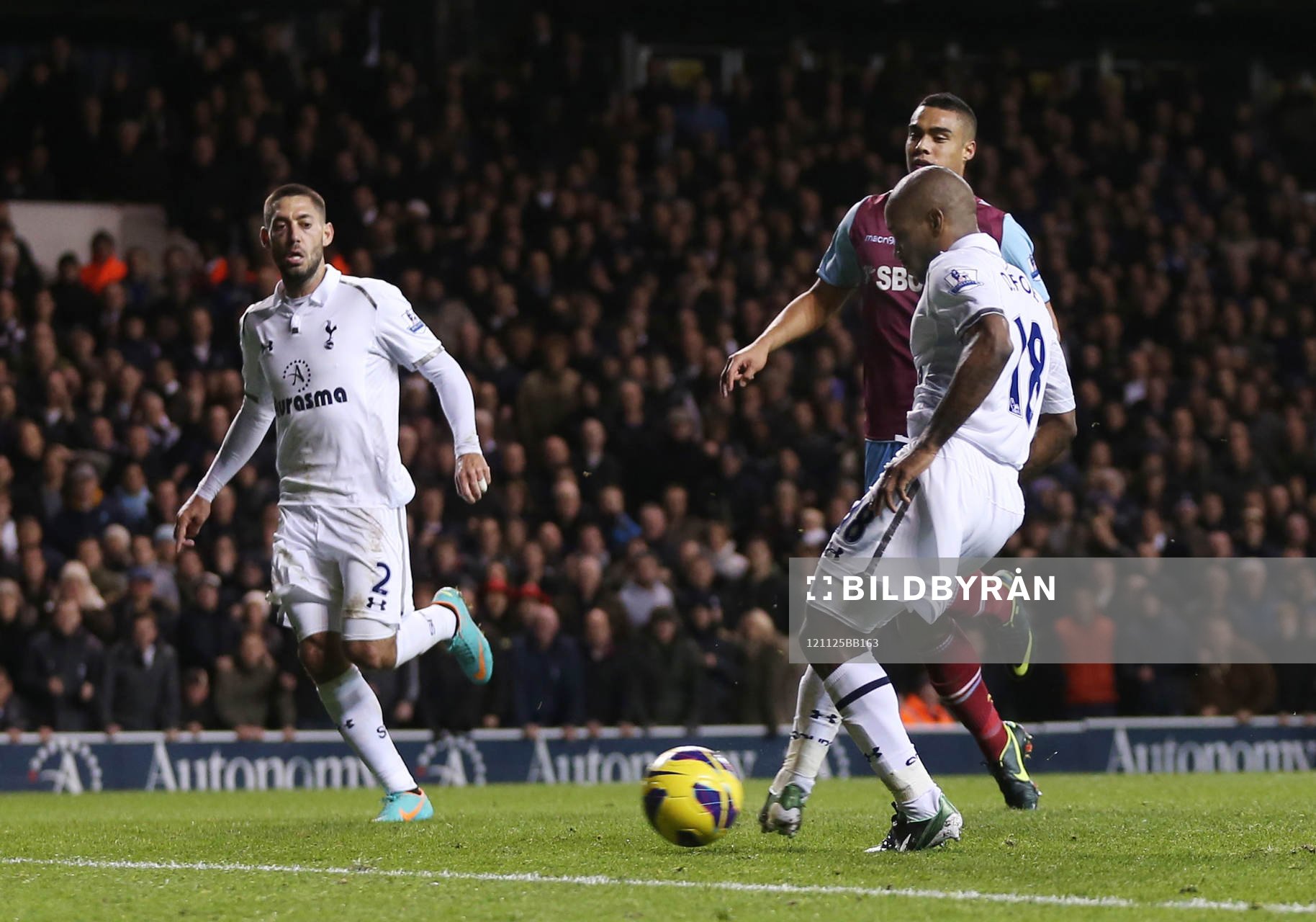 Football - Tottenham Hotspur v West Ham United - Barclays