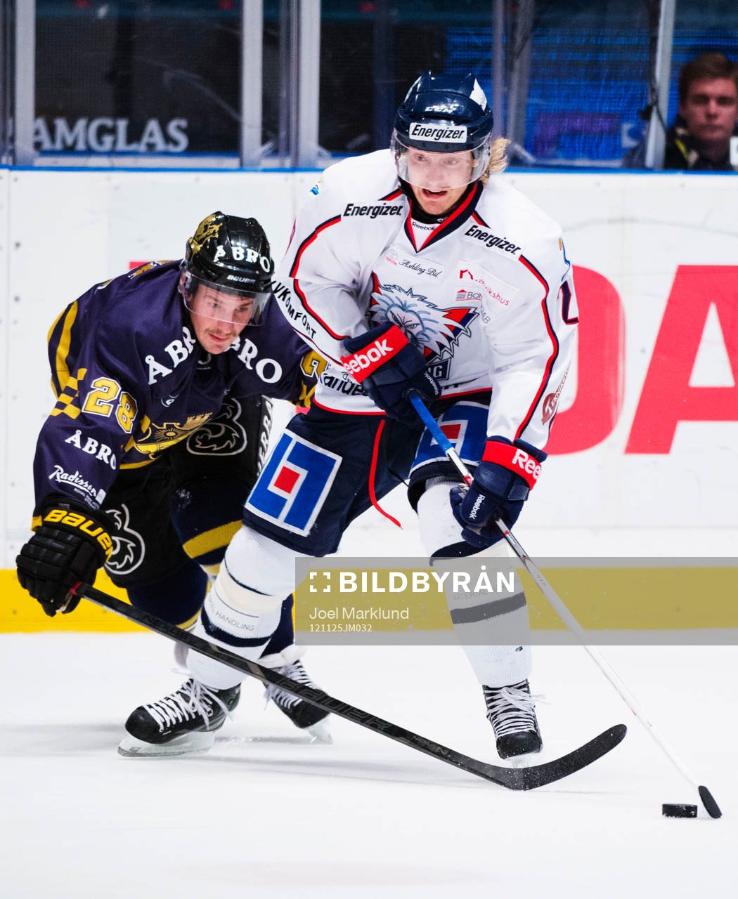 Andreas Frisk, AIK, sträcker sig