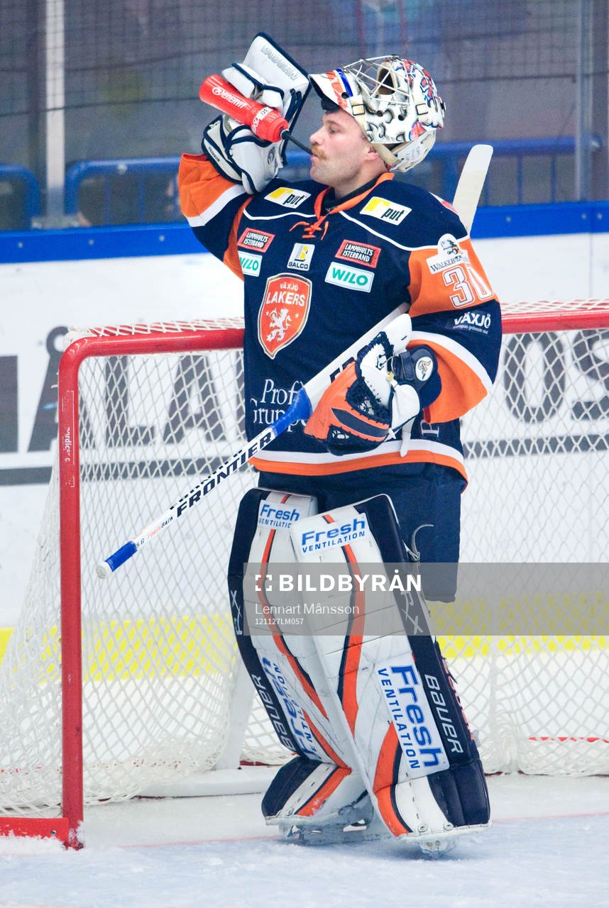 Fredrik Norrena, målvakt, Växjö, dricker