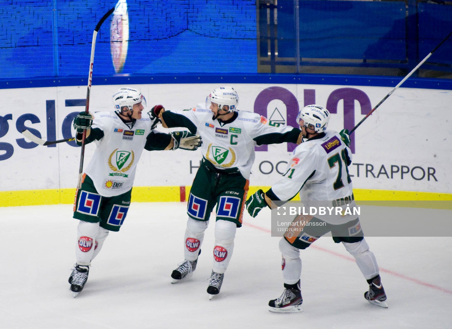 4-3, jubel förstakedjan Marius Holtet, Rockard Wallin och