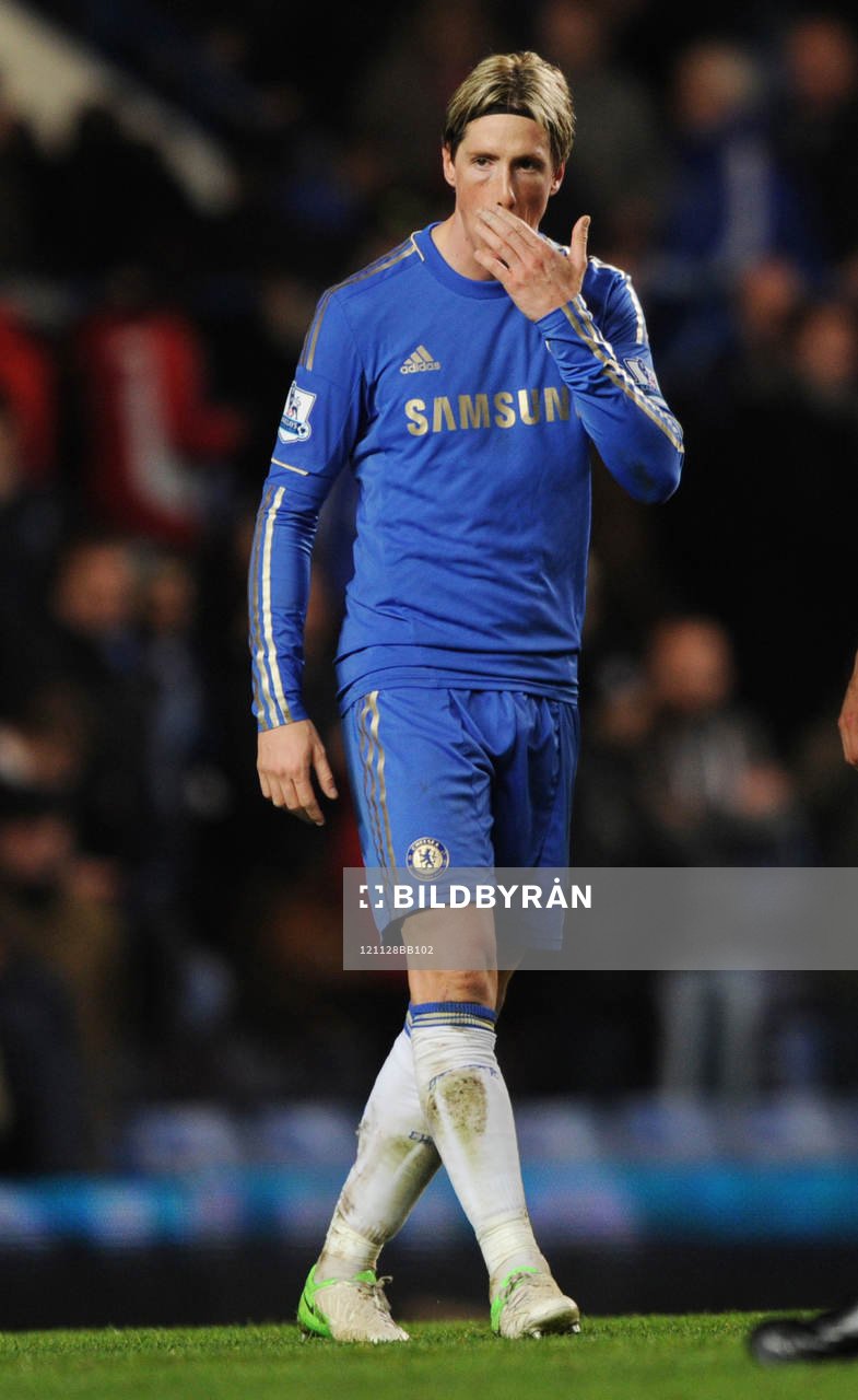 Football - Chelsea v Fulham - Barclays Premier League  -