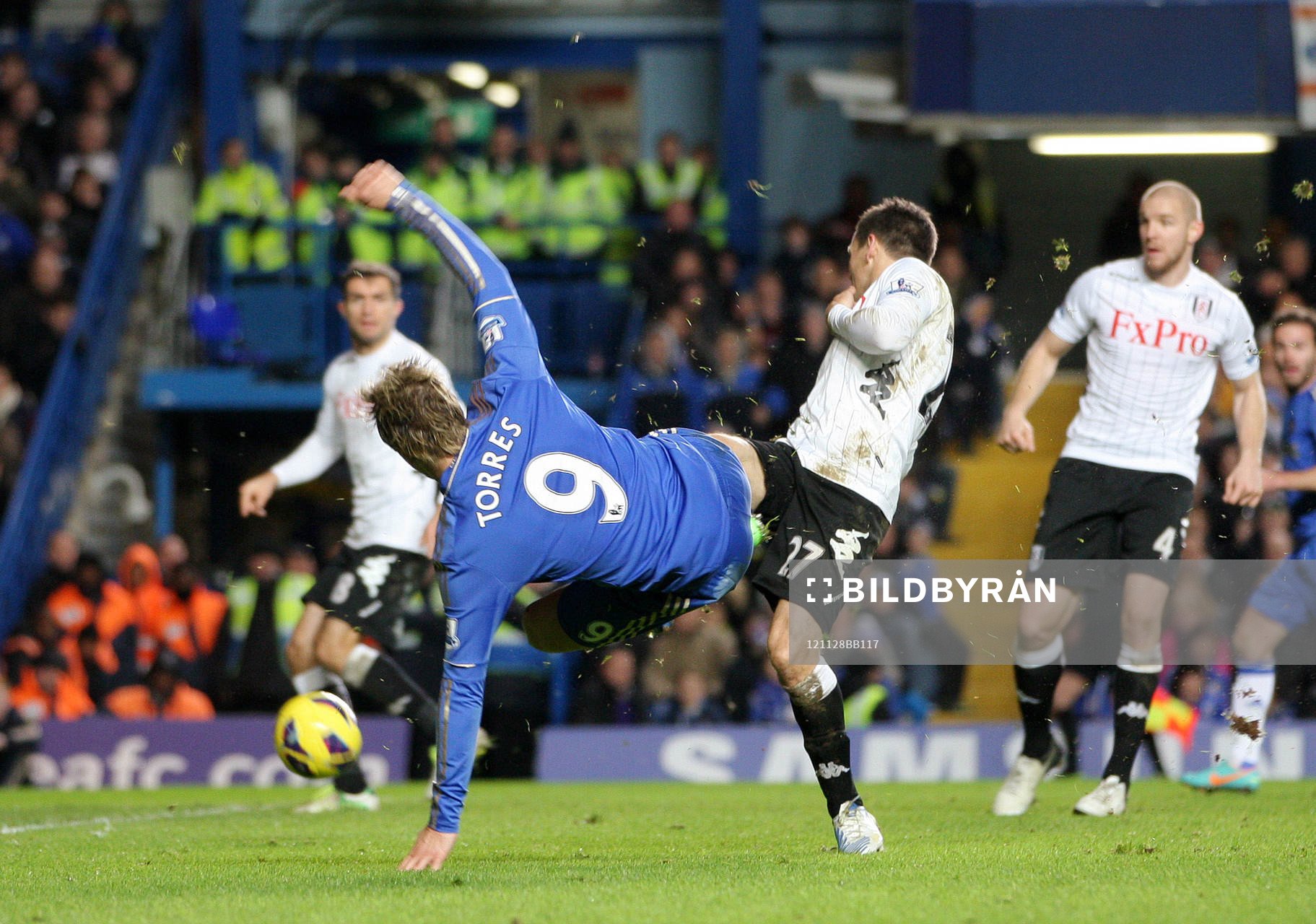 Football - Chelsea v Fulham - Barclays Premier League  -