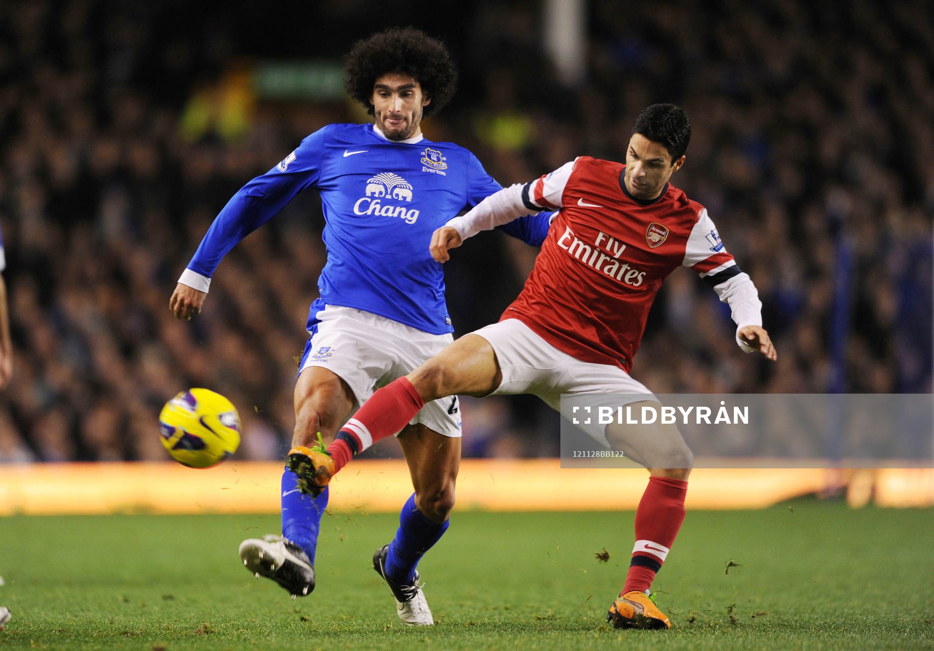 Football - Everton v Arsenal - Barclays Premier League -