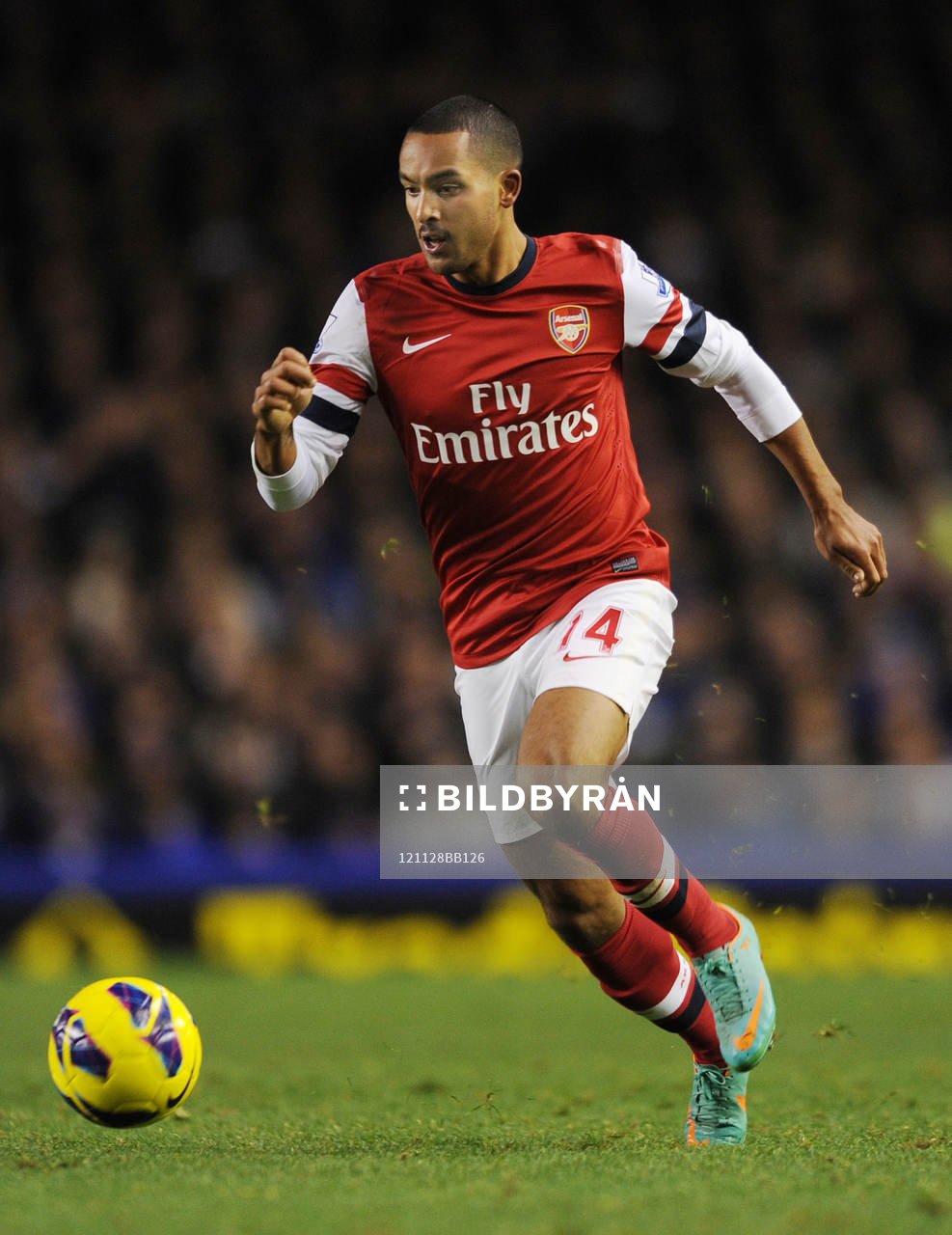 Football - Everton v Arsenal - Barclays Premier League -