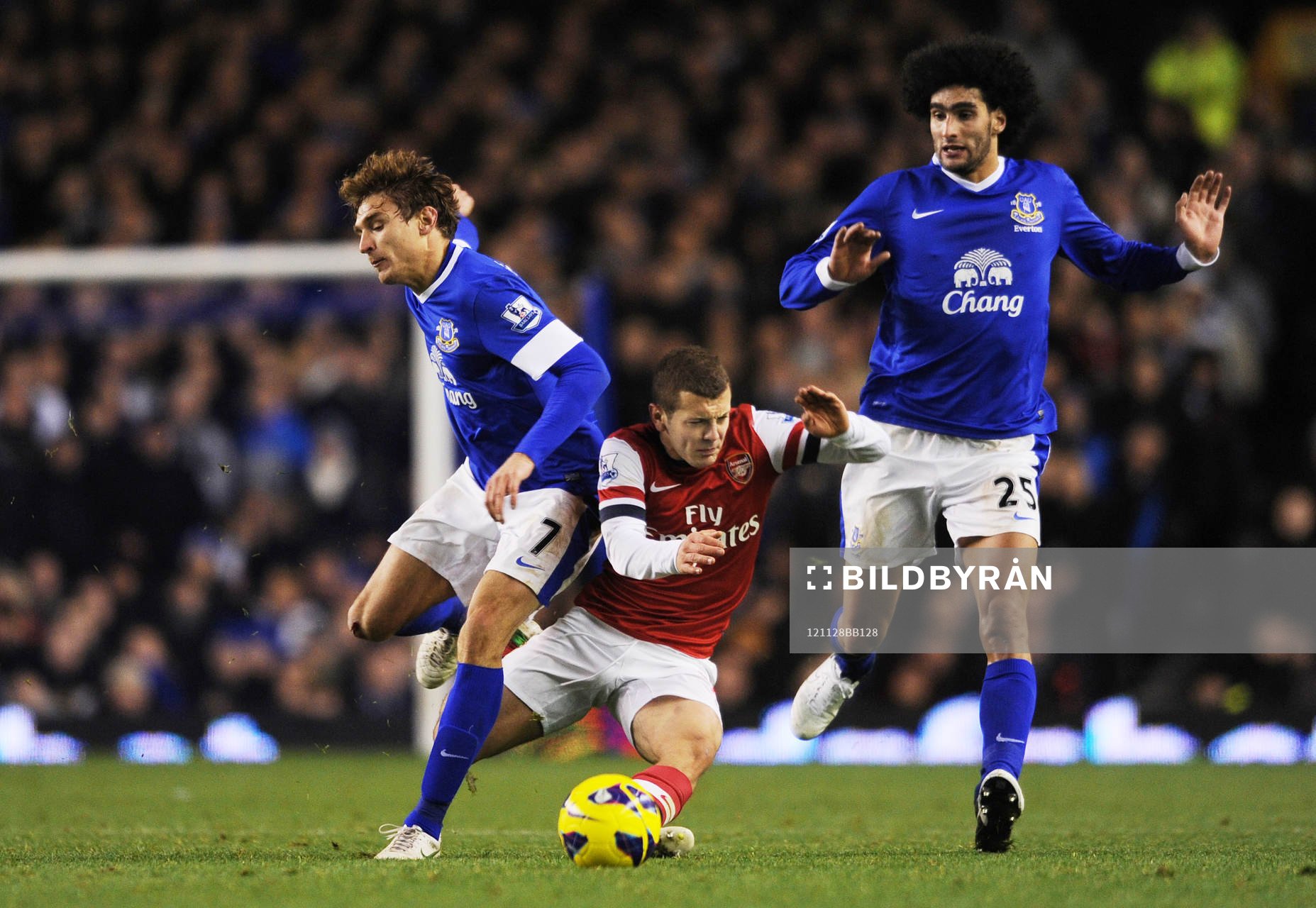 Football - Everton v Arsenal - Barclays Premier League -