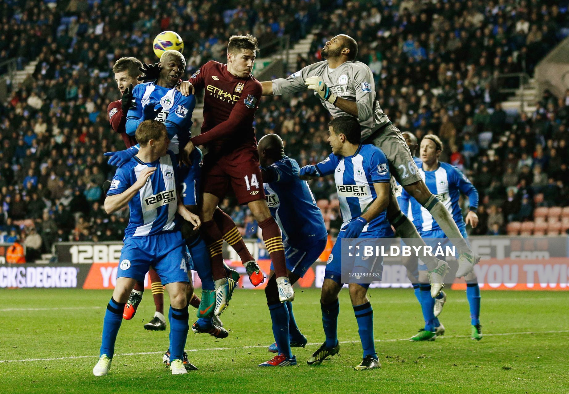 Football - Wigan Athletic v Manchester City - Barclays