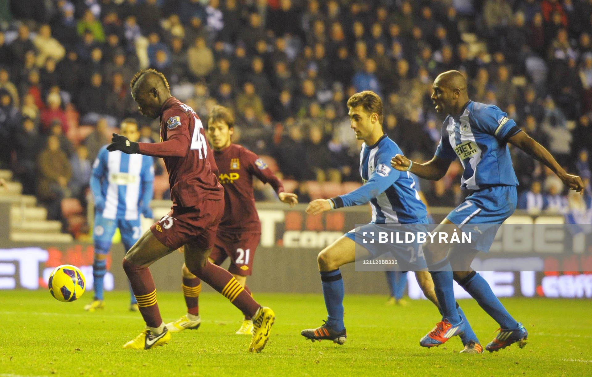Football - Wigan Athletic v Manchester City - Barclays
