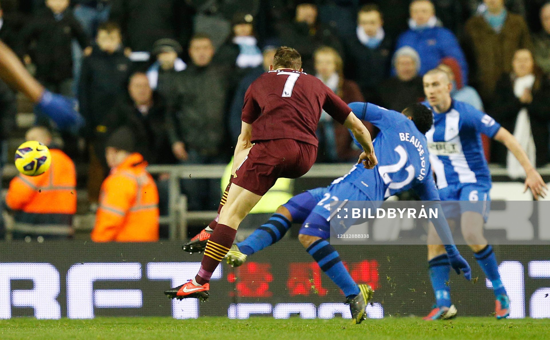 Football - Wigan Athletic v Manchester City - Barclays