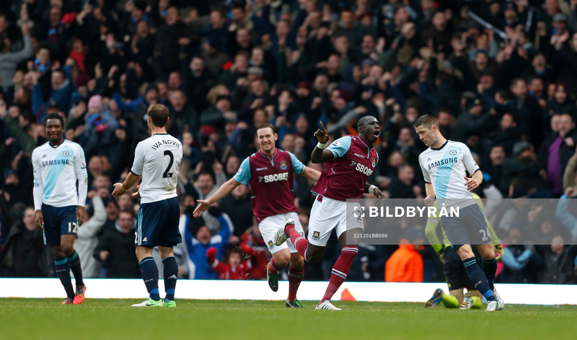 Football - West Ham United v Chelsea - Barclays Premier